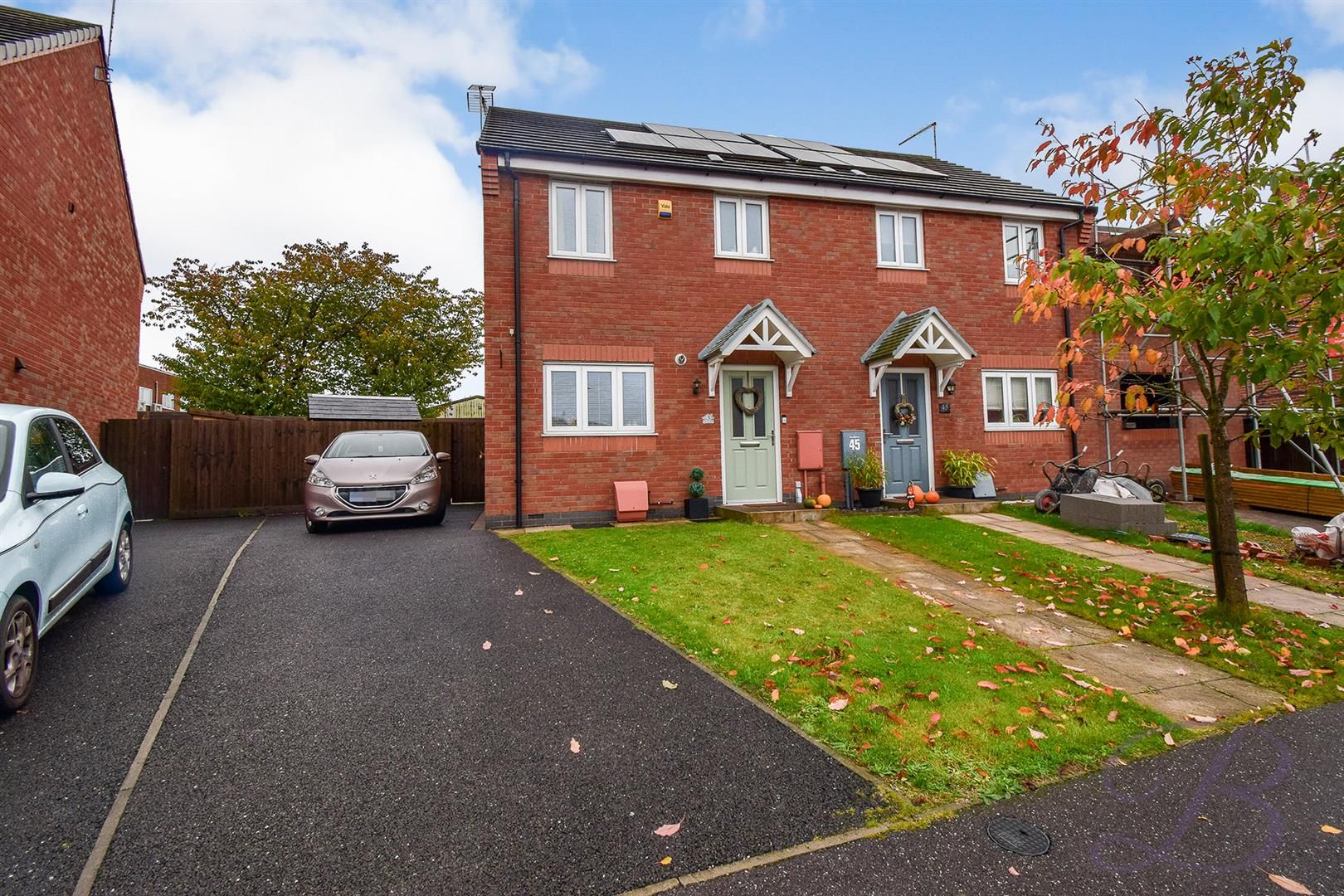 3 bed semidetached house for sale in Brandon Walk, SuttonInAshfield