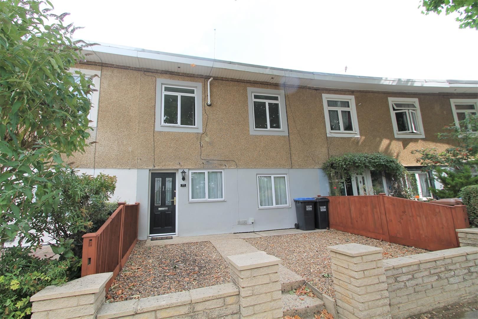 3 bed terraced house to rent in Hazel Grove, Hatfield AL10 Zoopla