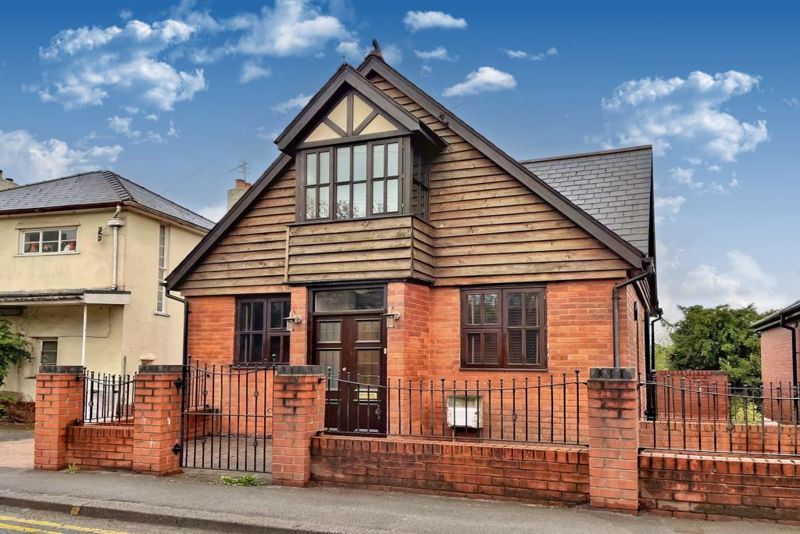 4 bed detached house for sale in Barton Road, Hereford HR4 Zoopla