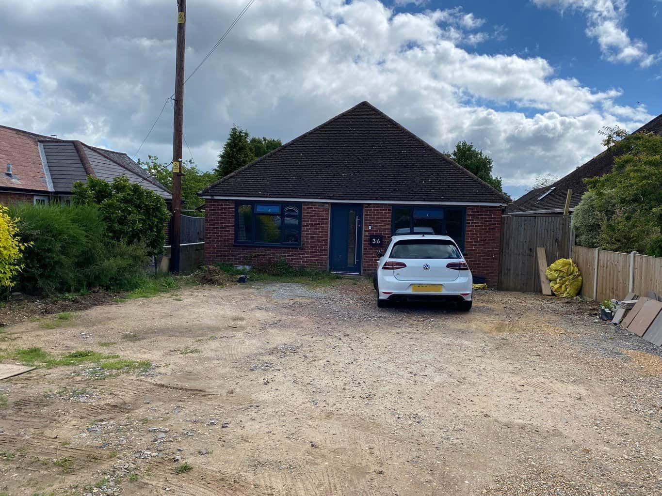 3 bed detached bungalow for sale in Elmhurst Road, Henwick, Thatcham