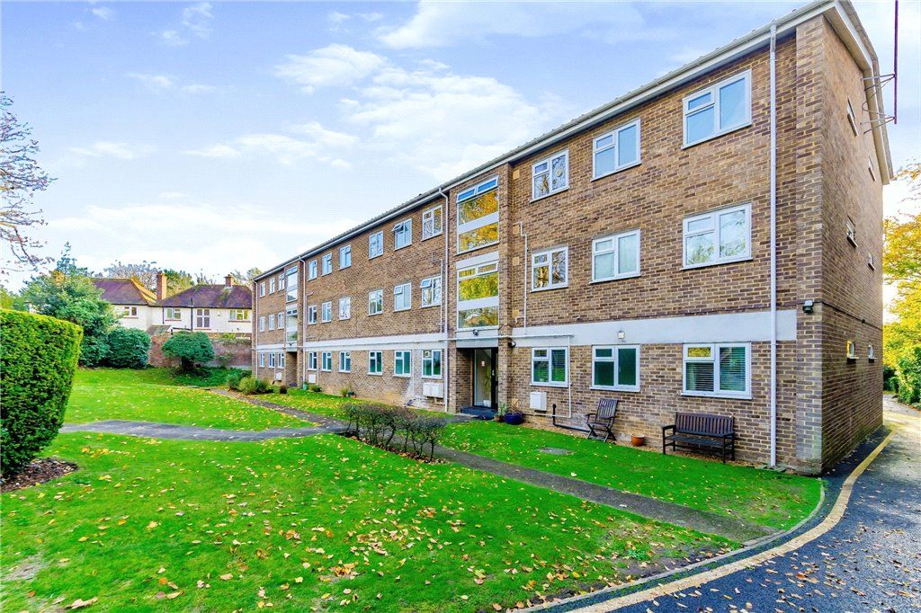 2 bed flat for sale in Denewood, The Grove, Epsom KT17 Zoopla