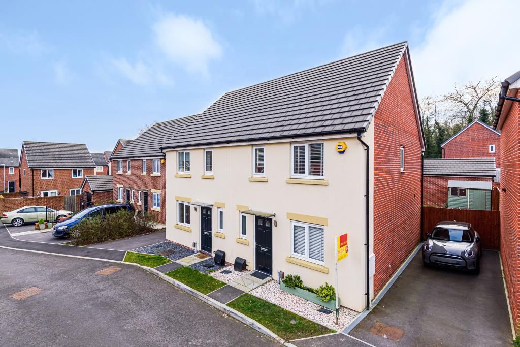 3 bed semi-detached house for sale in Swindon, Wiltshire SN5 - Zoopla