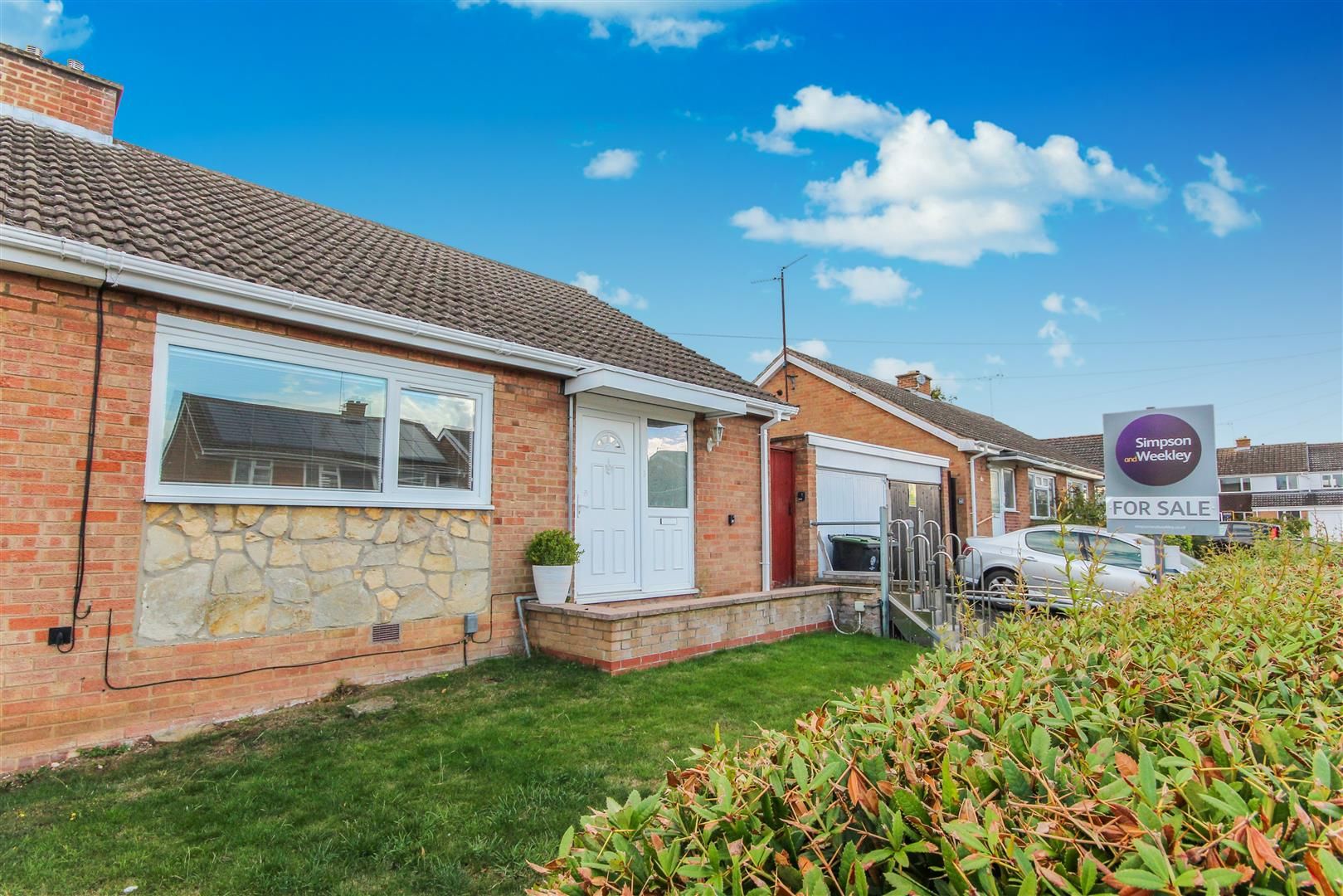 2 bed semidetached bungalow for sale in Clarence Court, Rushden NN10