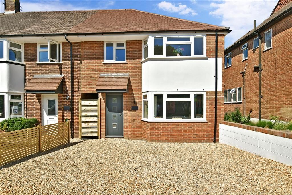 New home, 3 bed end terrace house for sale in Dovers Green Road