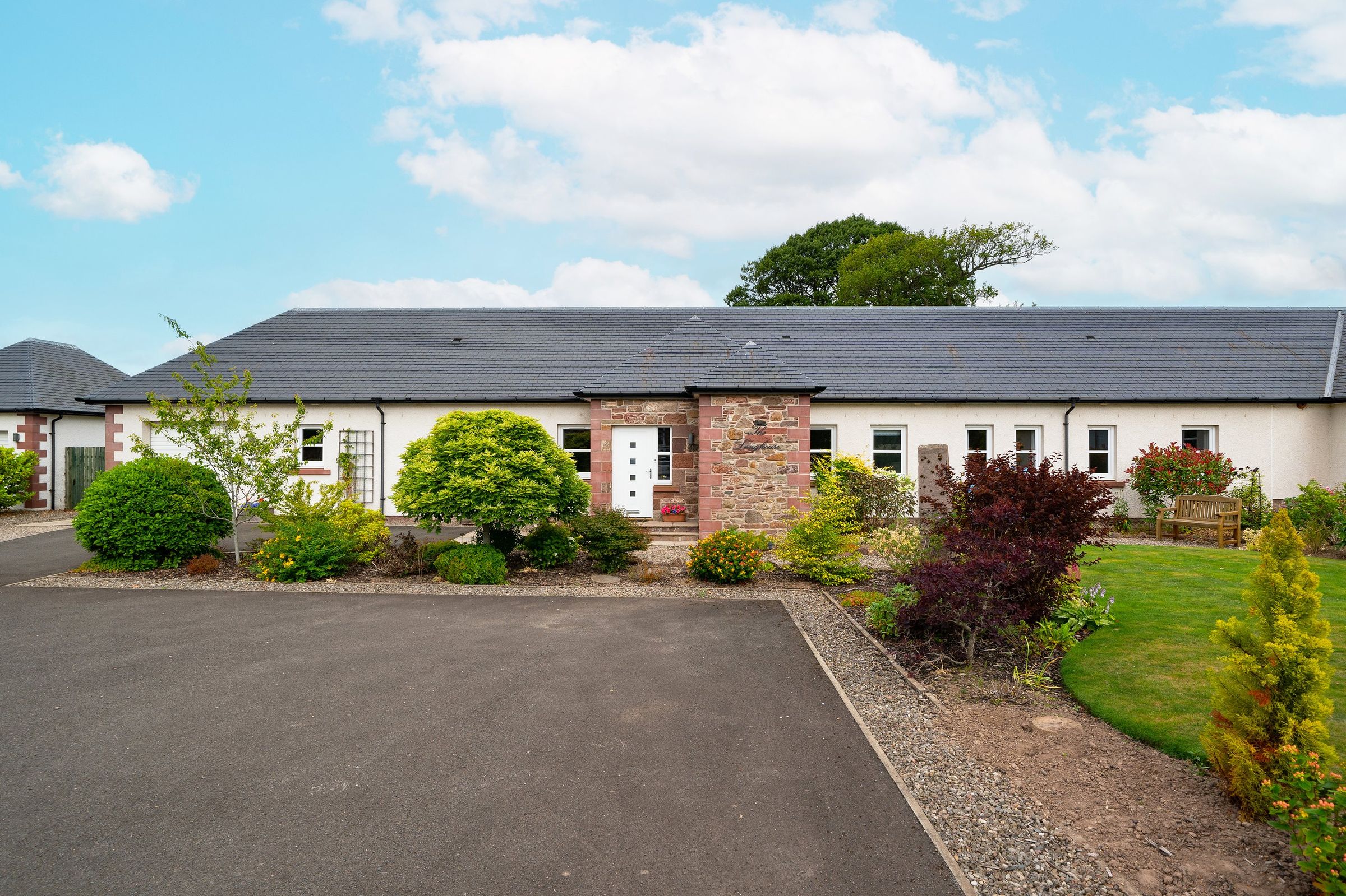 4 bed semidetached bungalow for sale in West Redstone, Burrelton PH13