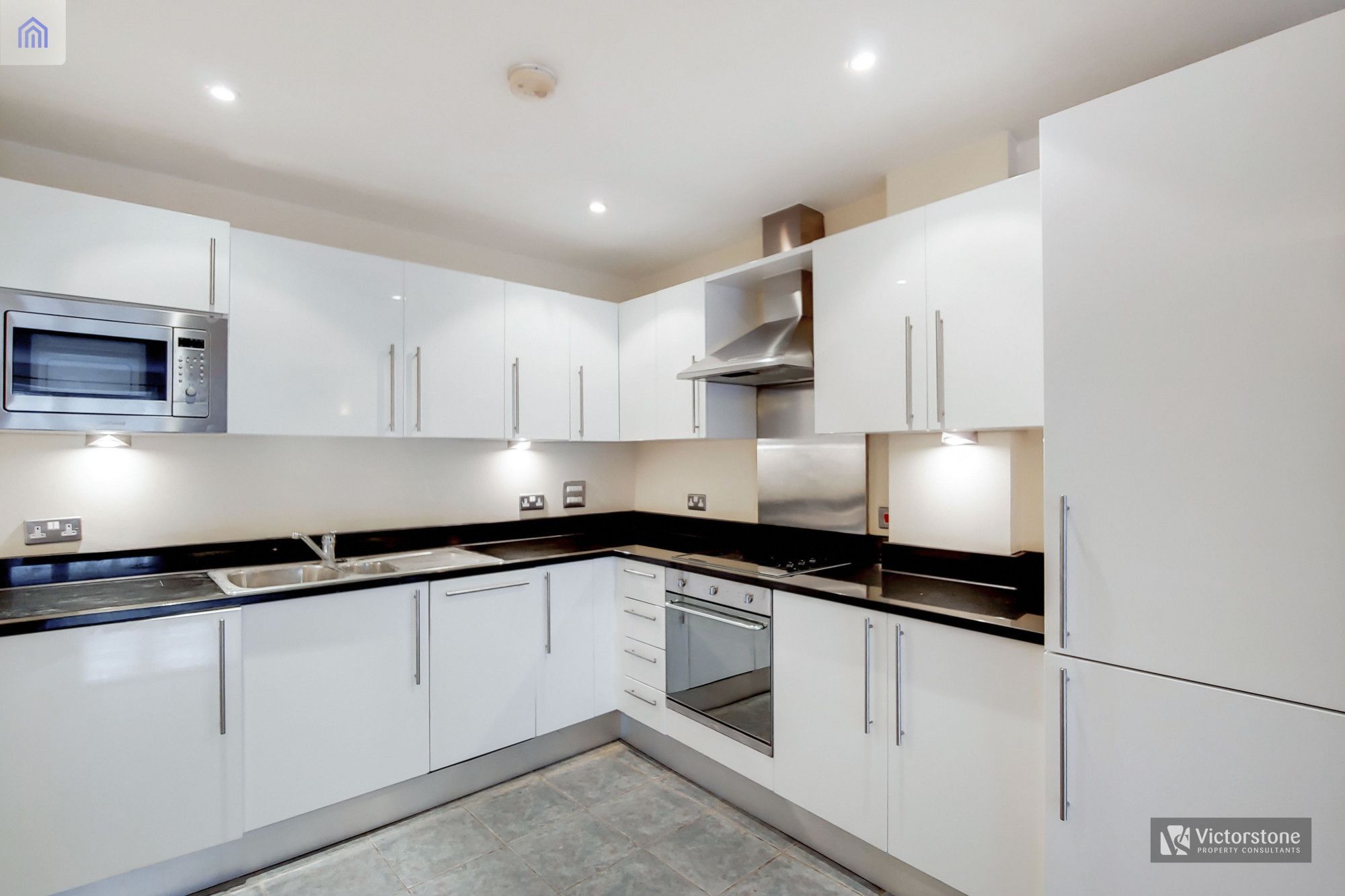 Black Bull Court, Hatton Wall, Farringdon EC1N  