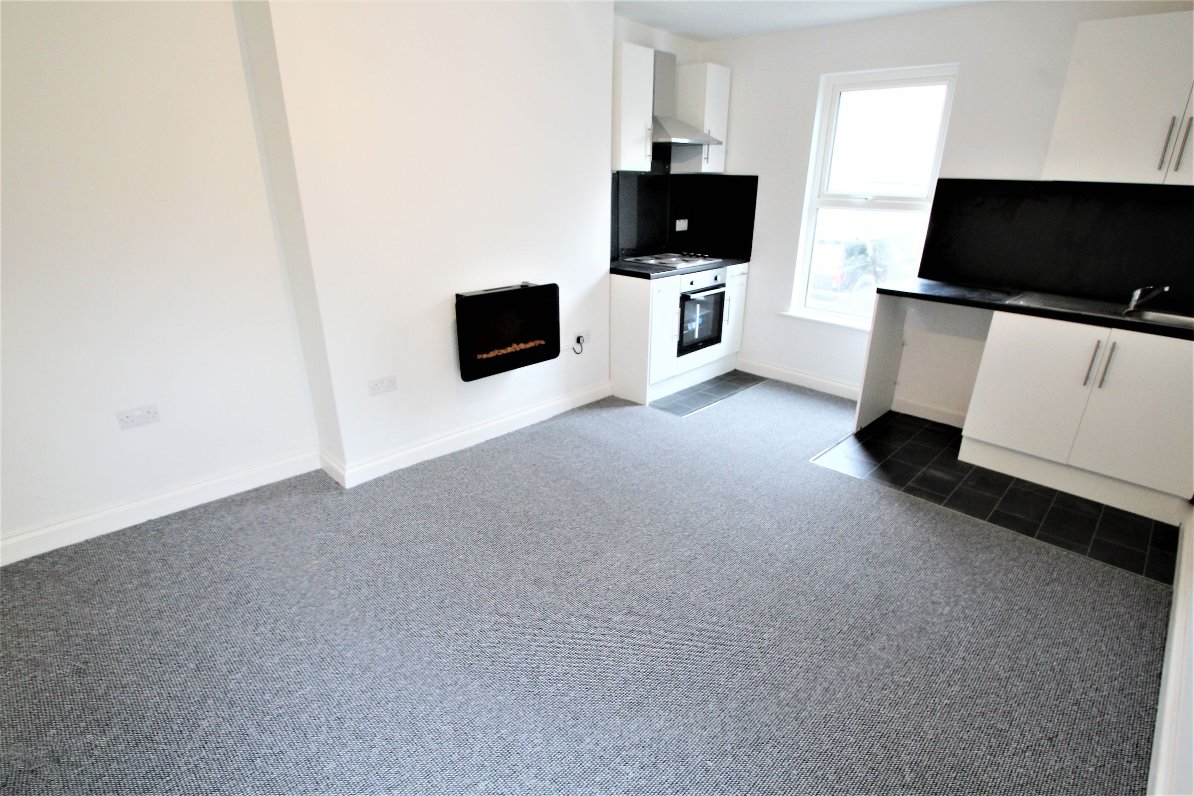 Studio to rent in Connaught Avenue, Mannamead, Plymouth PL4 Zoopla
