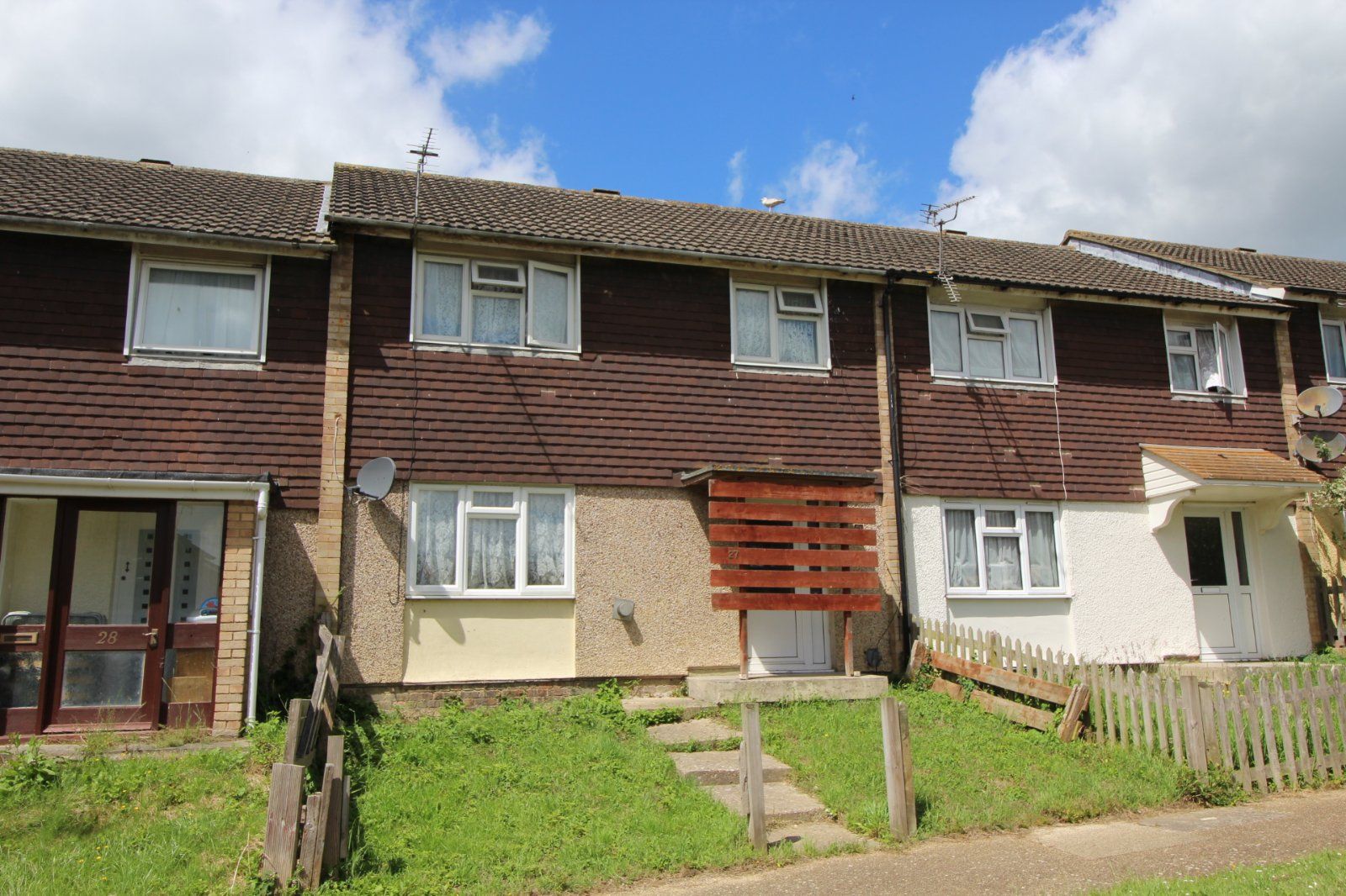 3 bed terraced house for sale in Leaveland Close, Ashford, Kent TN23