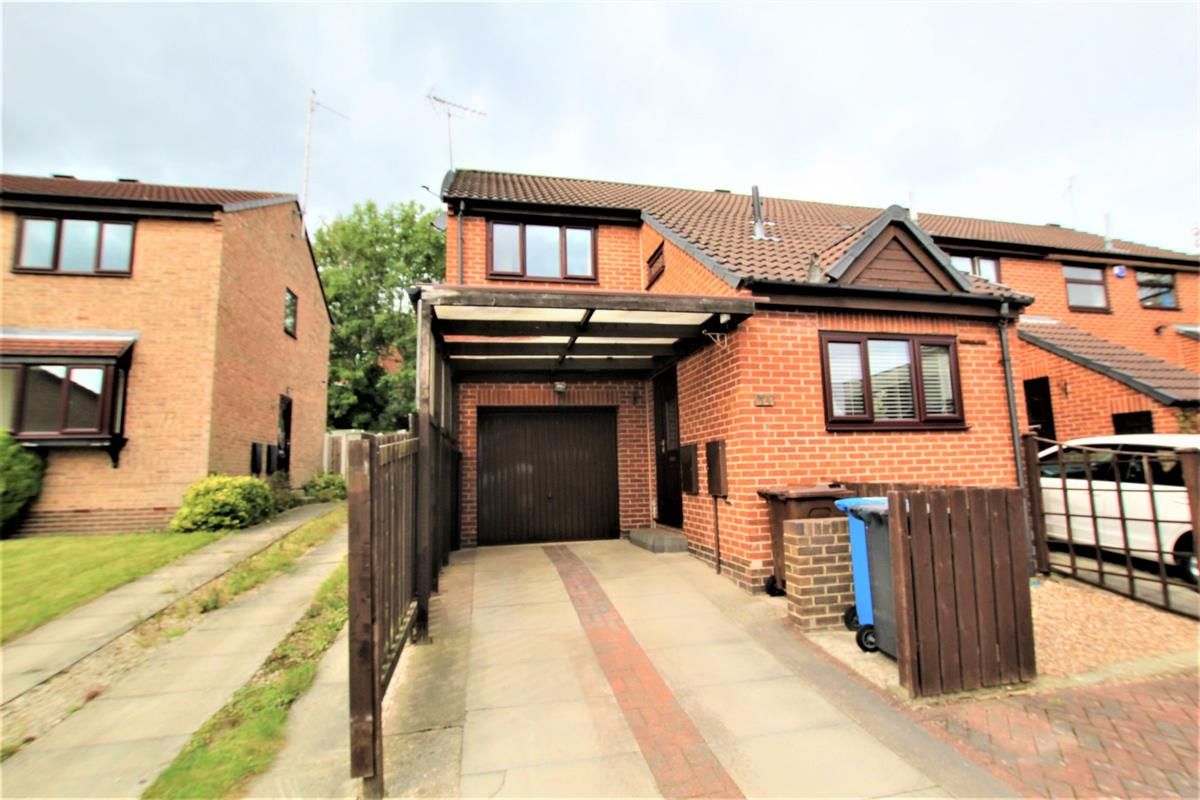 3 bed semidetached house to rent in Nether Ley Court, Chapeltown