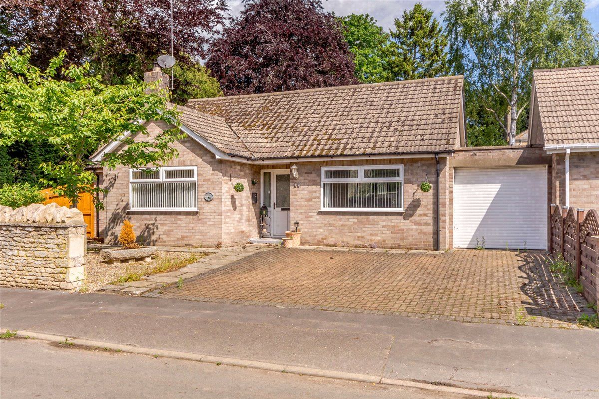 2 bed bungalow for sale in Rectory Lane, Peakirk, Peterborough PE6 Zoopla