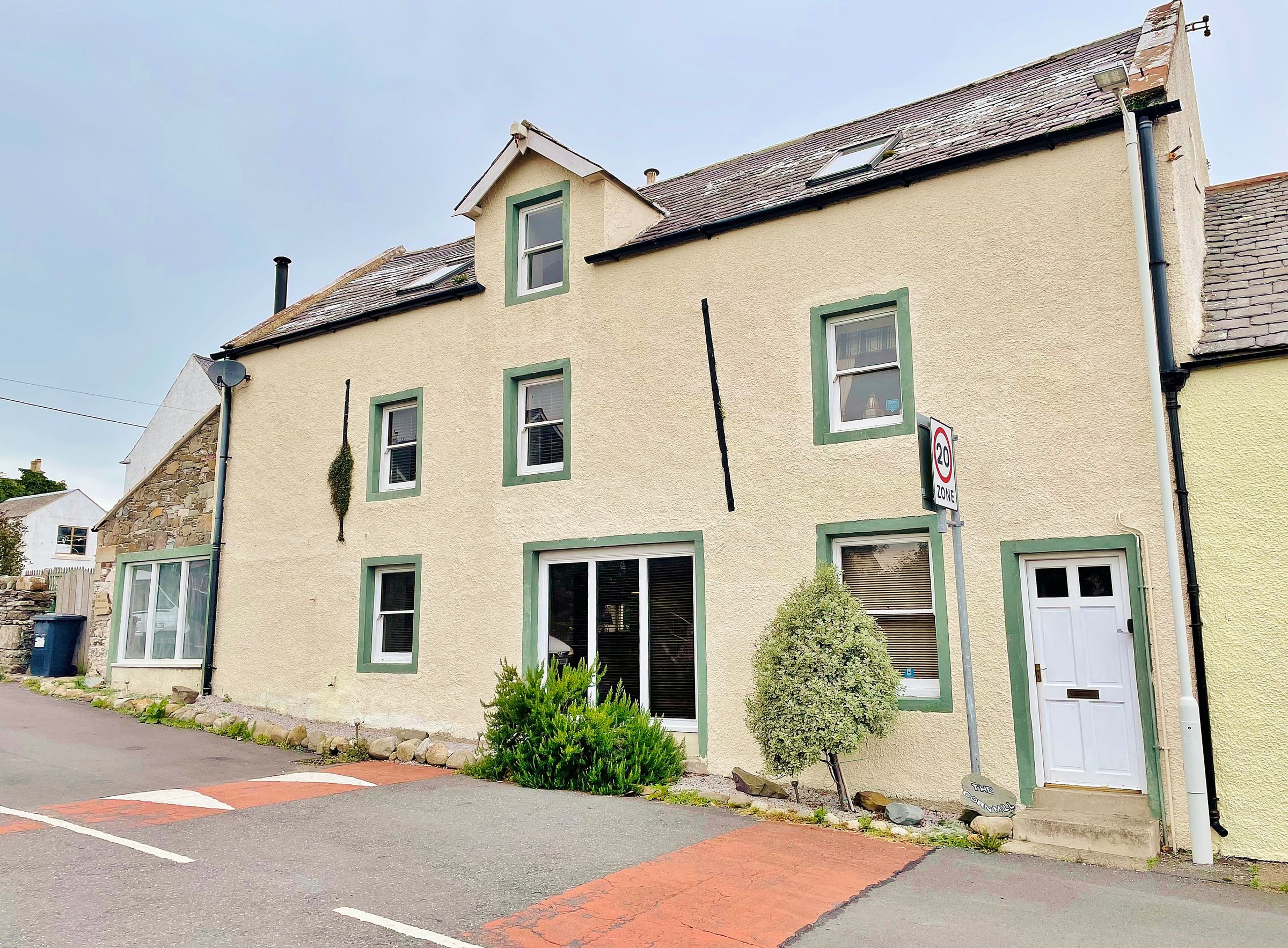 5 bed semidetached house for sale in North Crescent, Garlieston DG8