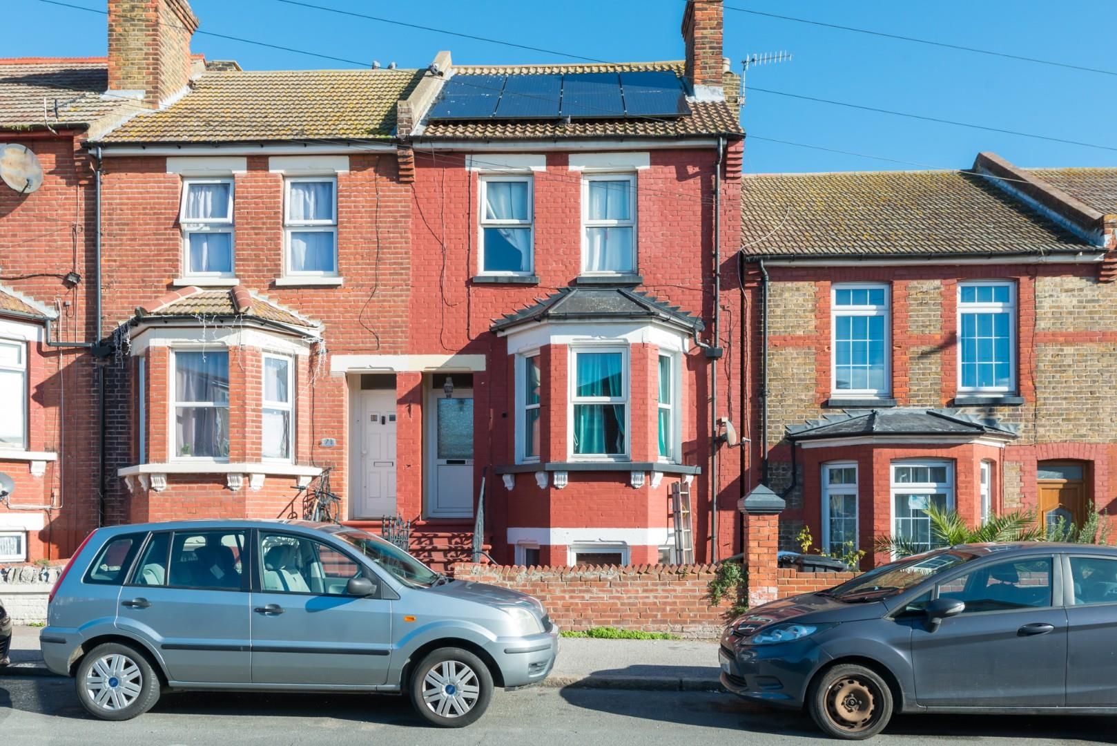 4 bed end terrace house for sale in St. Lukes Avenue CT11 Zoopla