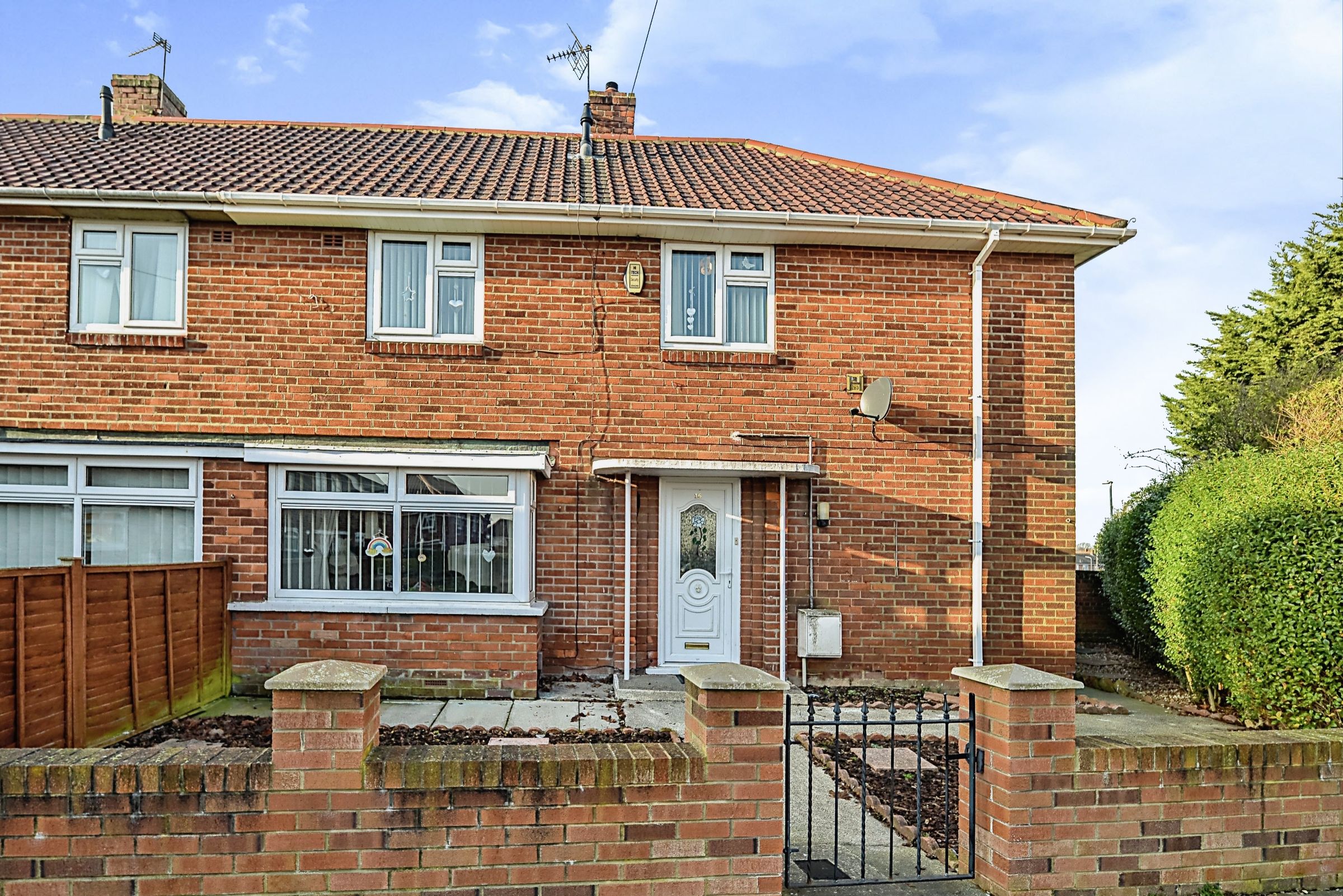 3 bed semidetached house for sale in Sandford Close, Middlesbrough TS4