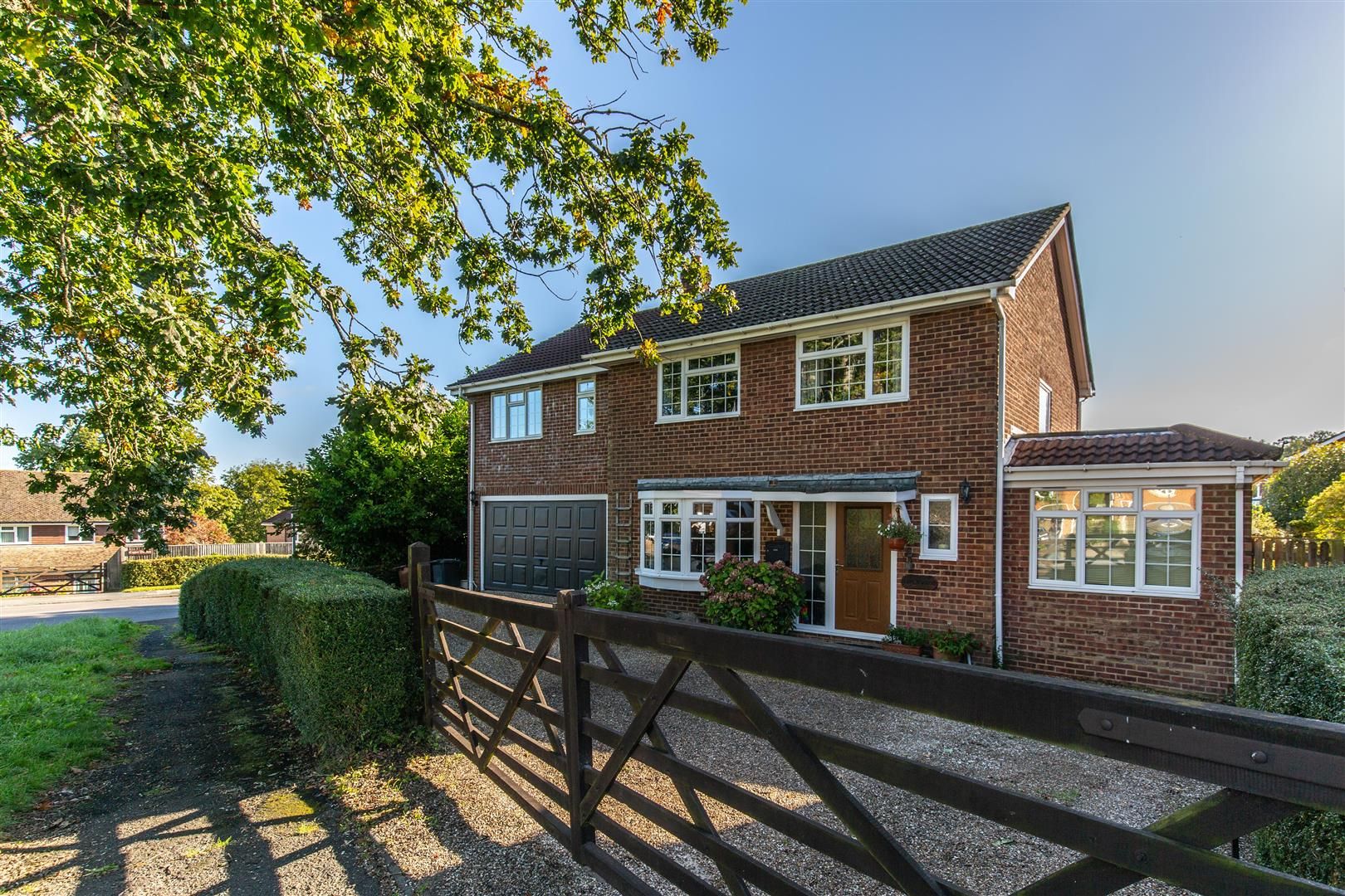 5 bed detached house for sale in Pages Hill, Cross In Hand, Heathfield TN21 Zoopla