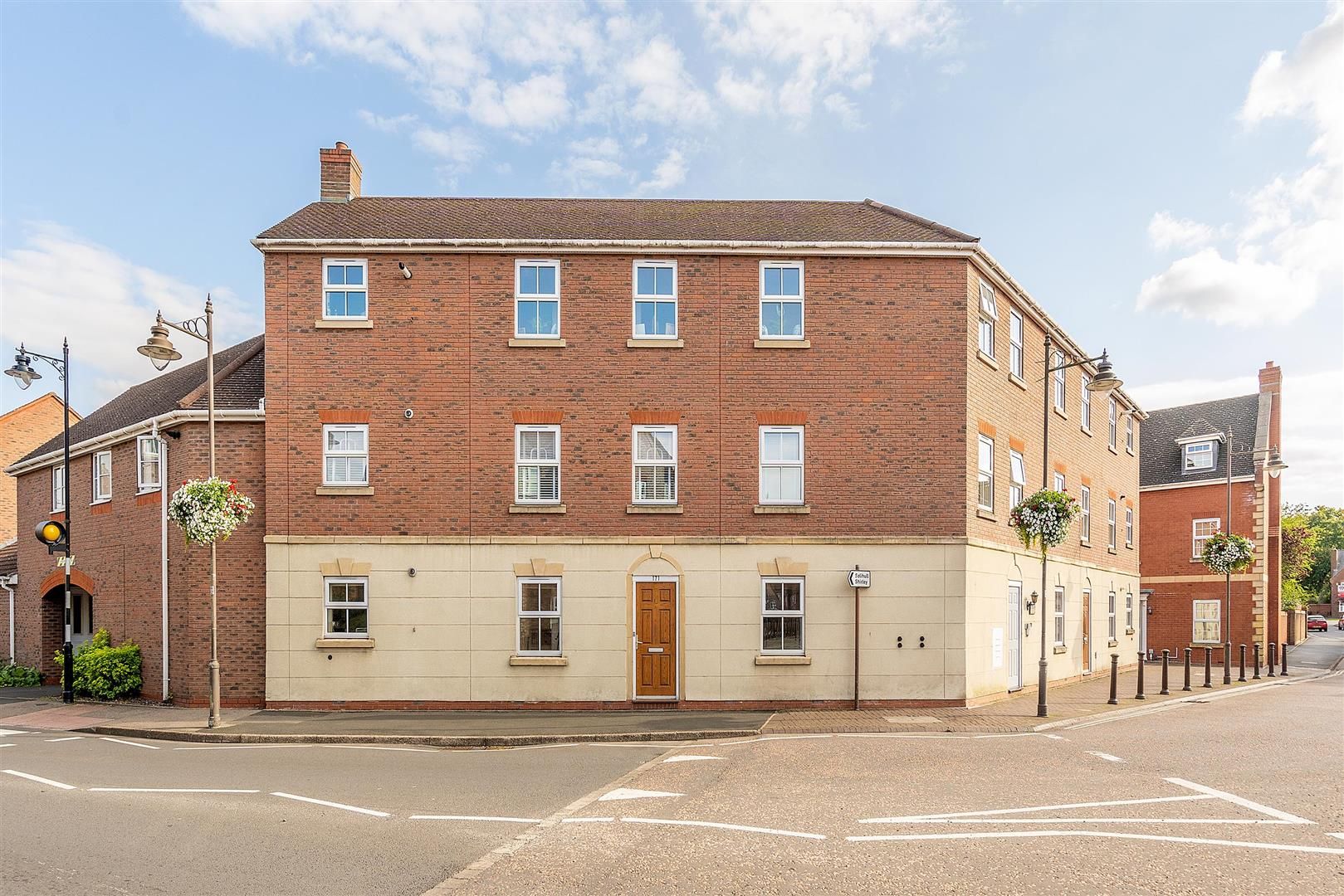 2 bed flat for sale in Dickens Heath Road, Shirley, Solihull B90 Zoopla