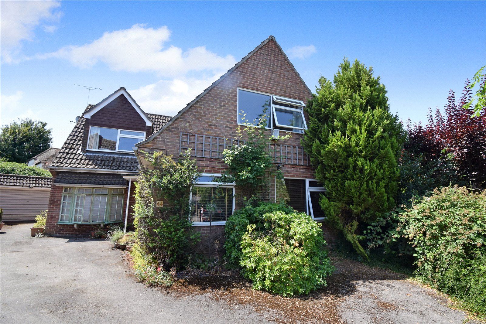 4 bed detached house for sale in Monkswood Close, Newbury, West