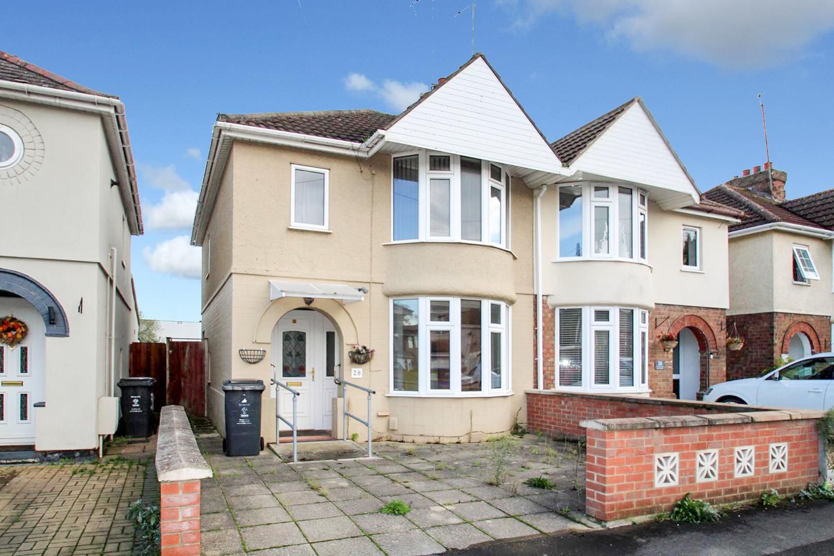 3 bed property for sale in Elgin Drive, Swindon SN2 Zoopla