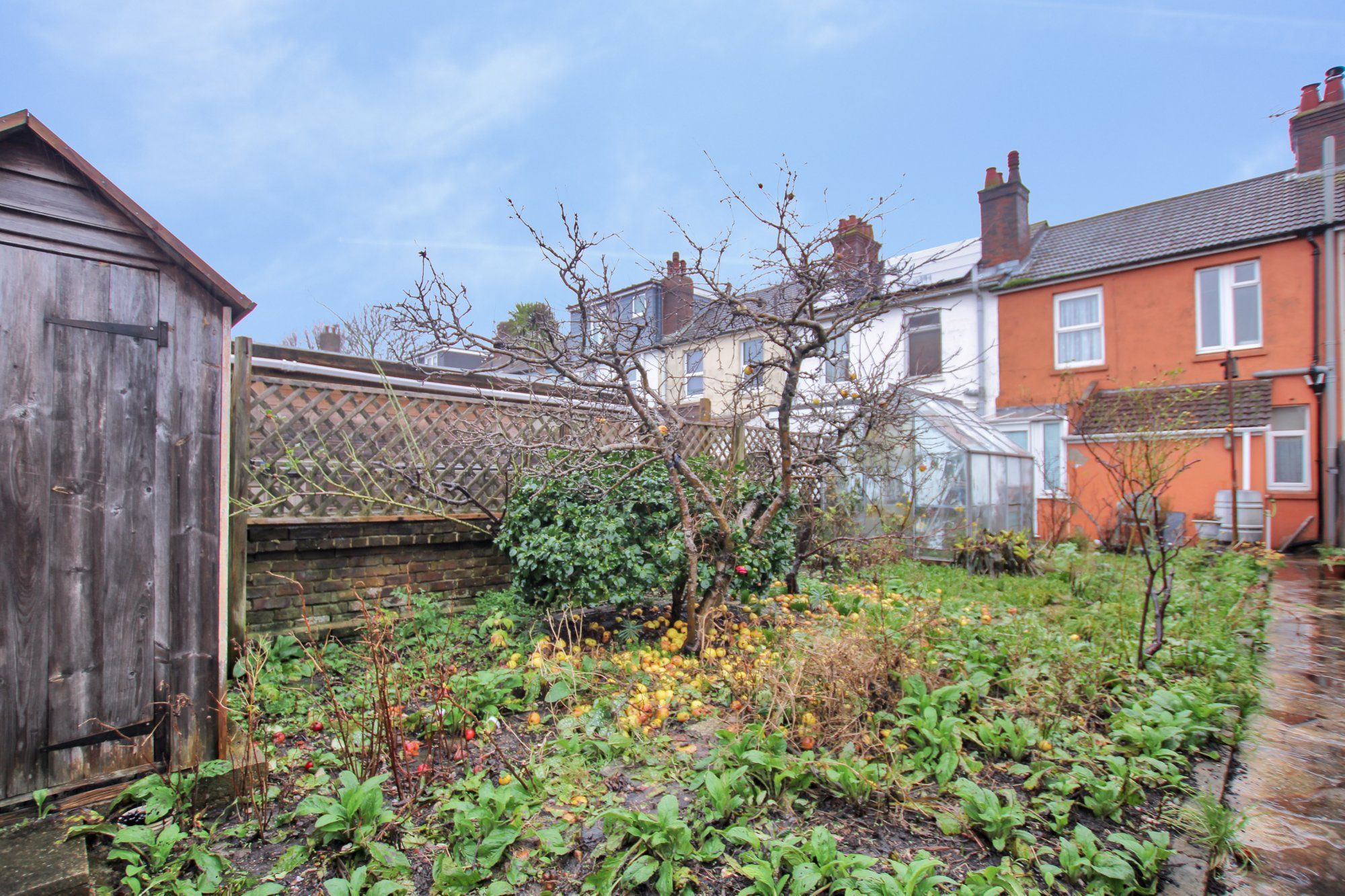 2 bed terraced house for sale in Leigh Road, Broadwater, Worthing BN14
