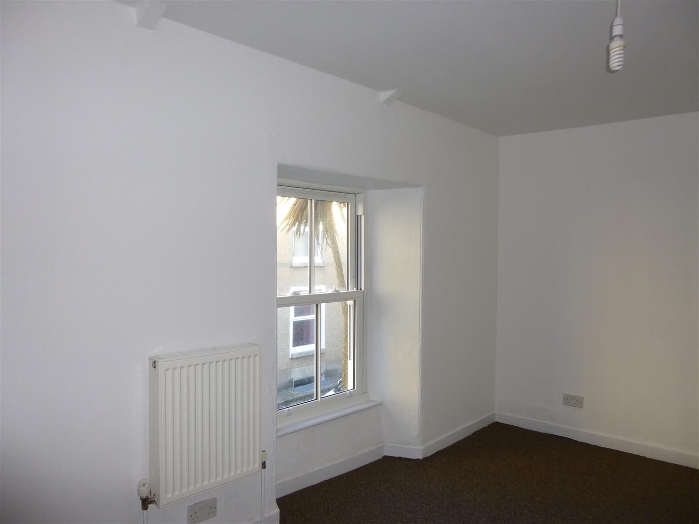 2 bed terraced house for sale in Rosevean Road, Penzance TR18 Zoopla
