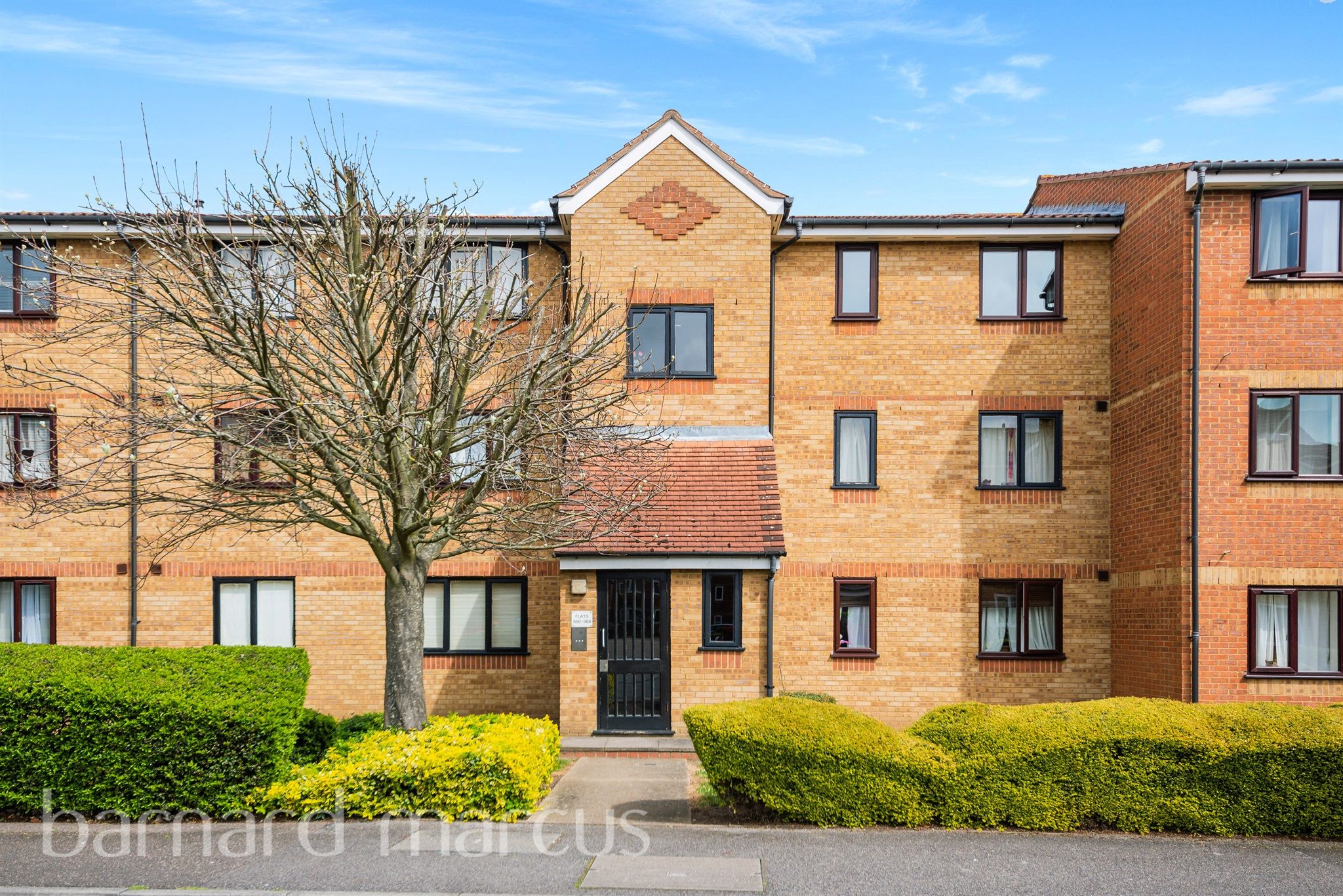 2 bed flat for sale in Redford Close, Feltham TW13 Zoopla