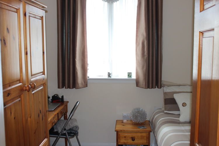 3 bed semidetached house for sale in Hutton Gardens, Harrow HA3 Zoopla