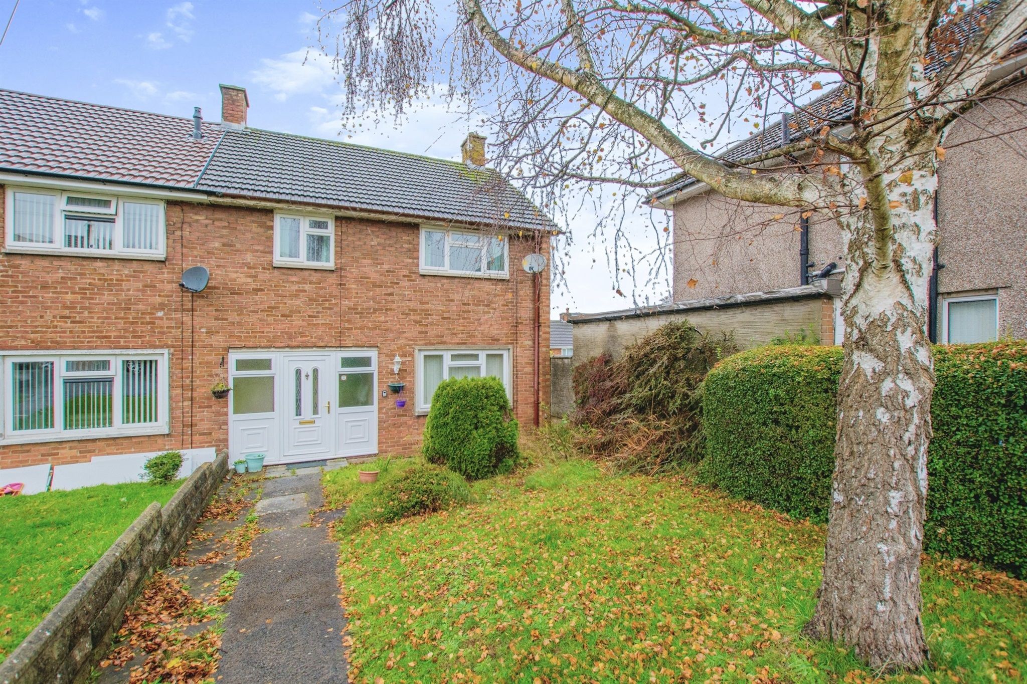 3 bed end terrace house for sale in Sedgemoor Road, Llanrumney, Cardiff