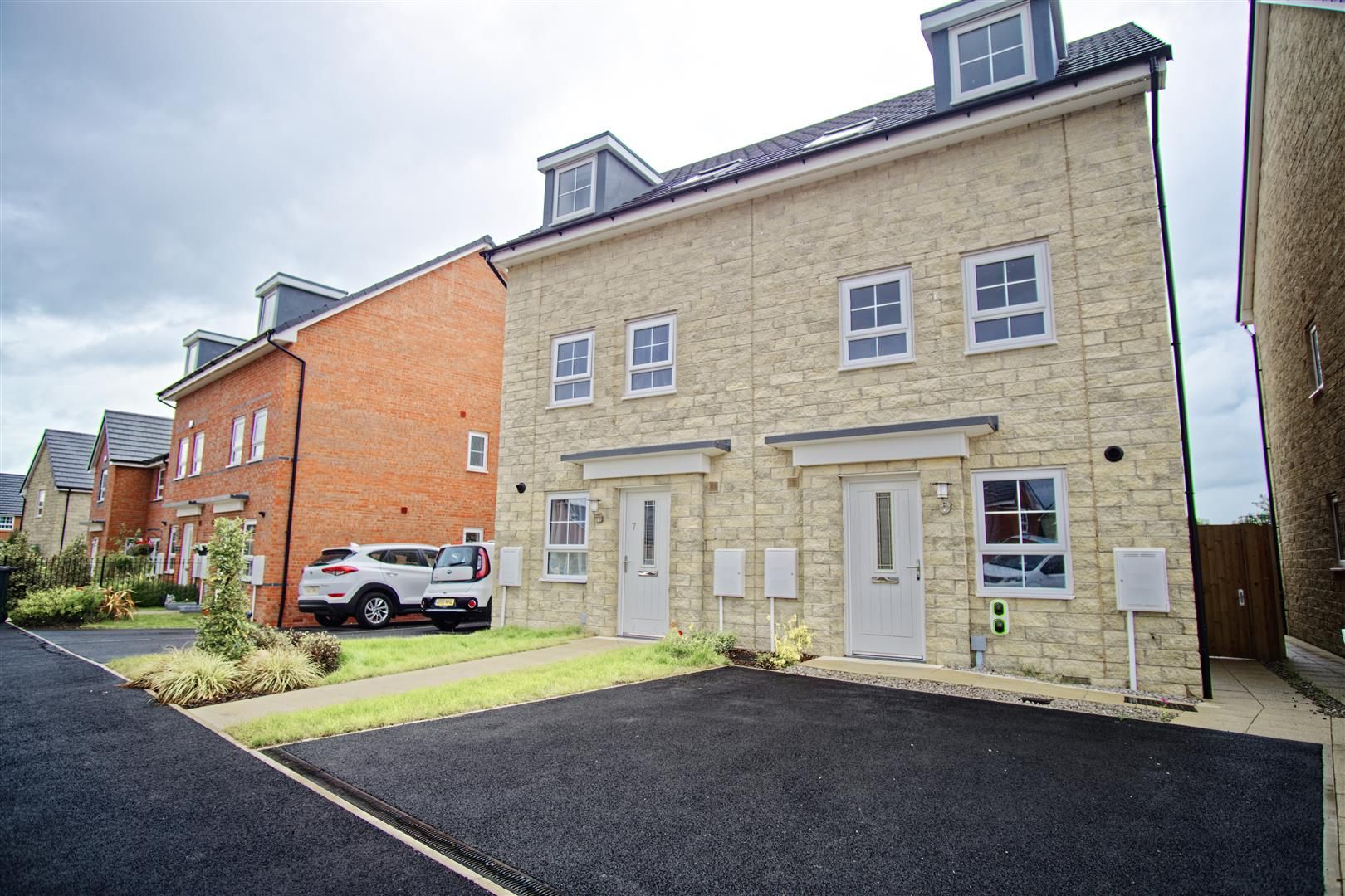 3 bed semidetached house for sale in Cheltenham Crescent, Lightfoot Green, Preston PR4 Zoopla