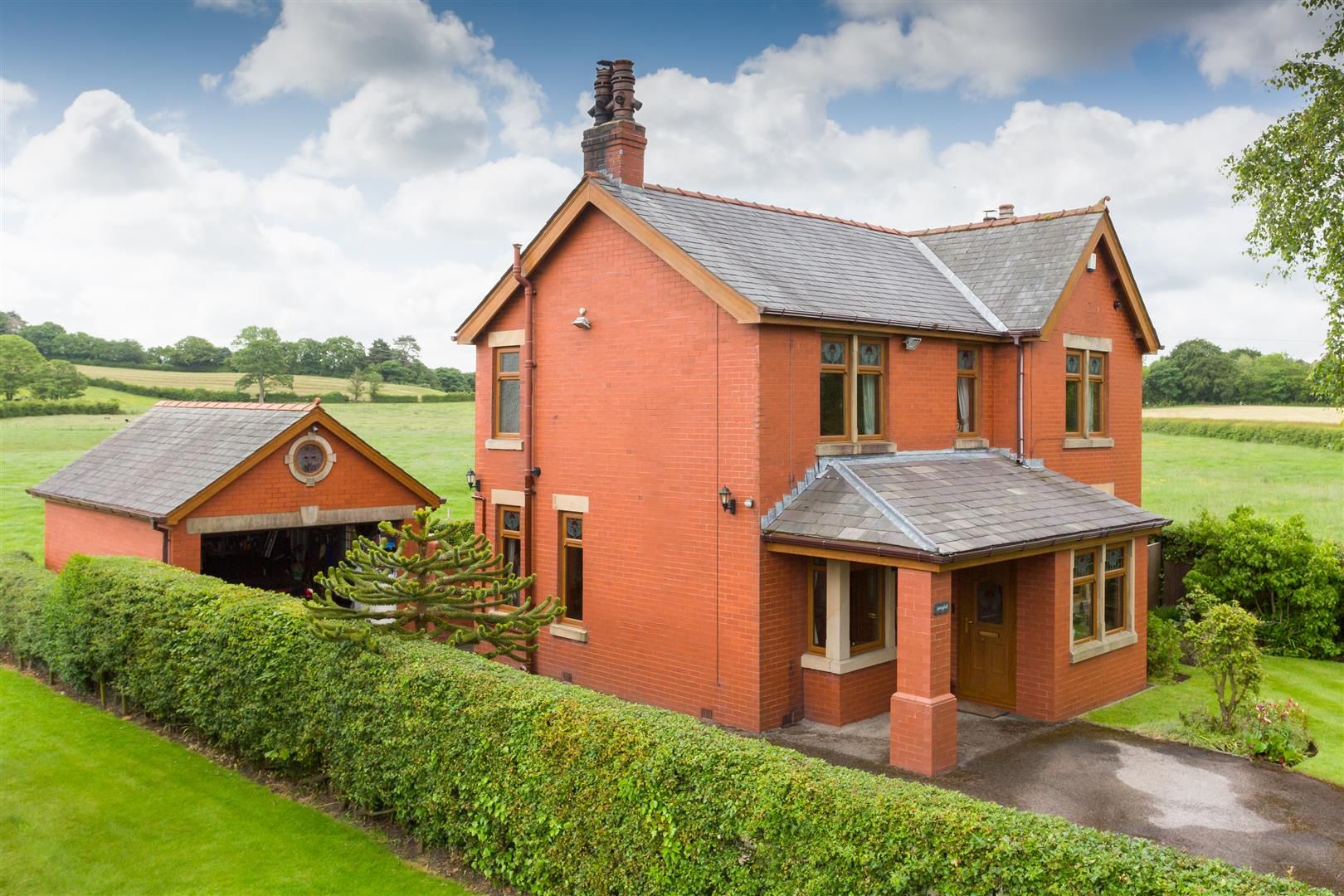4 bed property for sale in Springfield, Lydiate Lane, ClaughtonOn