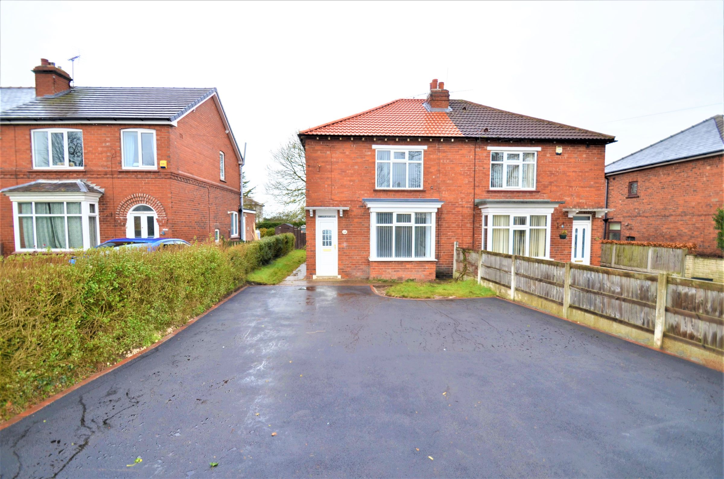 2 bed semidetached house to rent in Melton Road, Sprotbrough