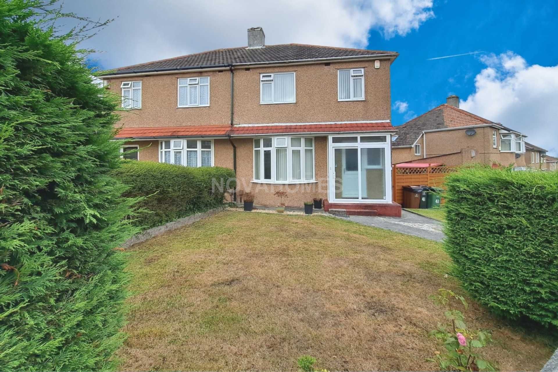 3 bed semidetached house for sale in Beacon Down Avenue, Beacon Park