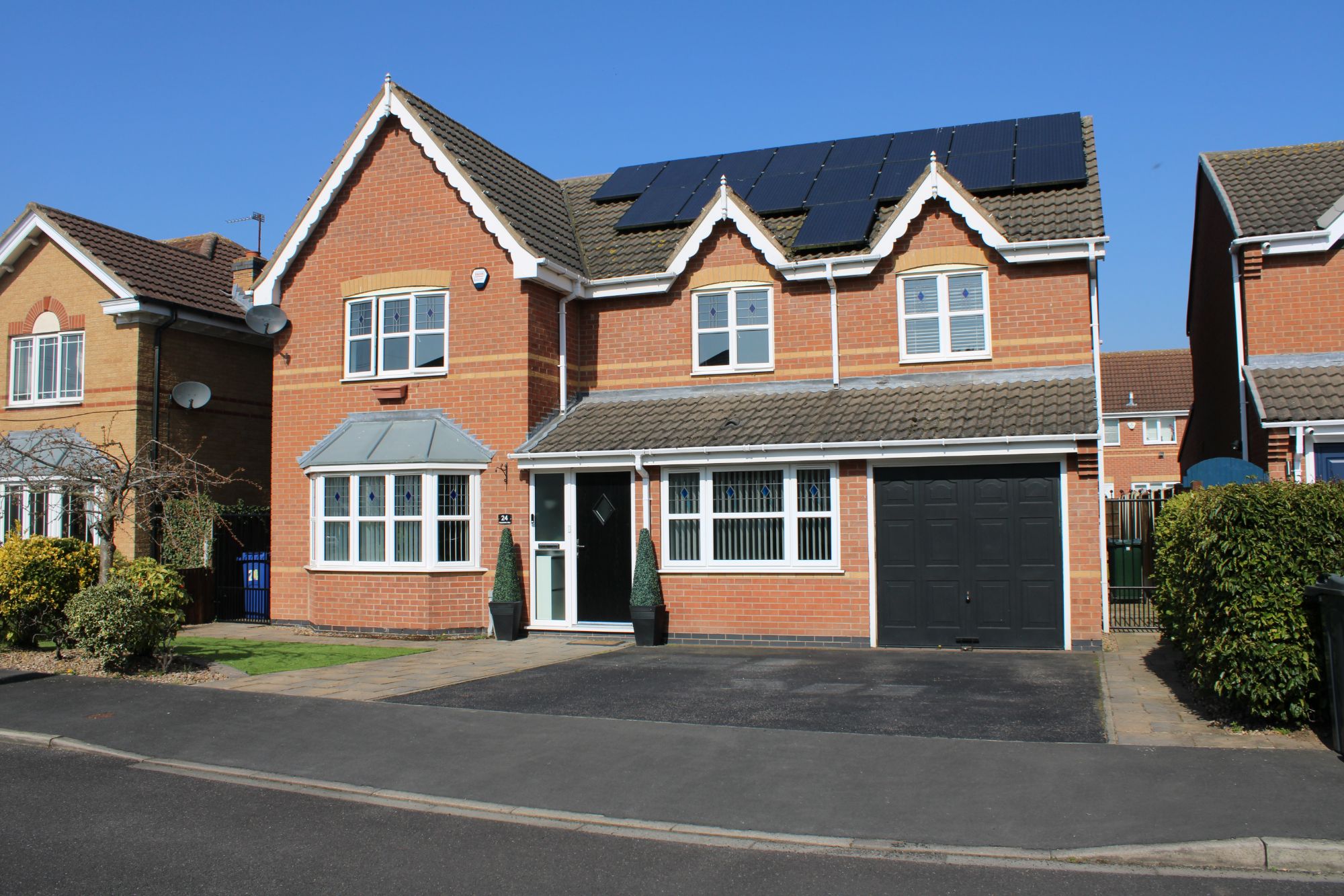 5 bed detached house for sale in Poppyfields Way, Branton, Doncaster
