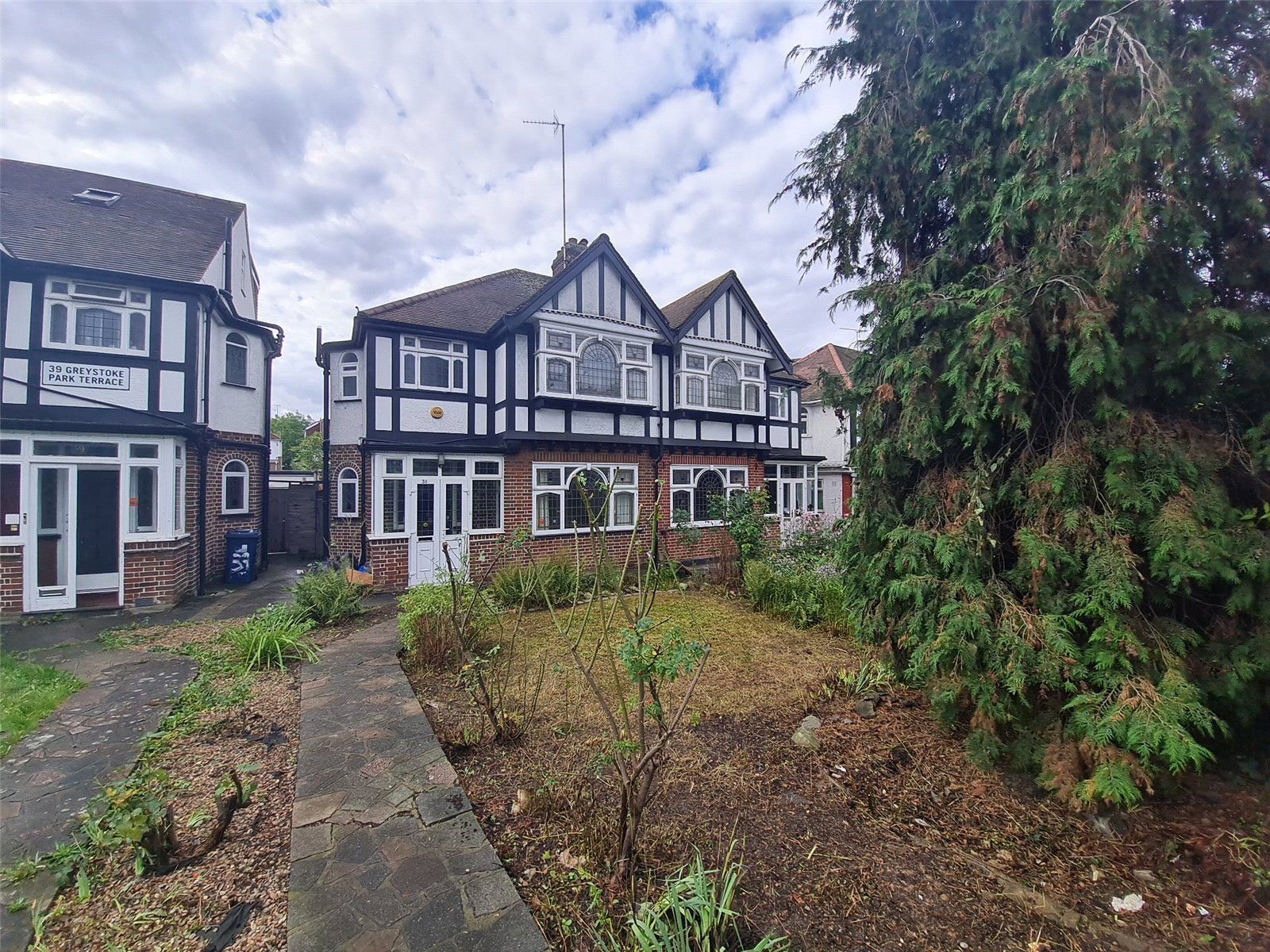 4 bed semidetached house to rent in Greystoke Park Terrace, Ealing