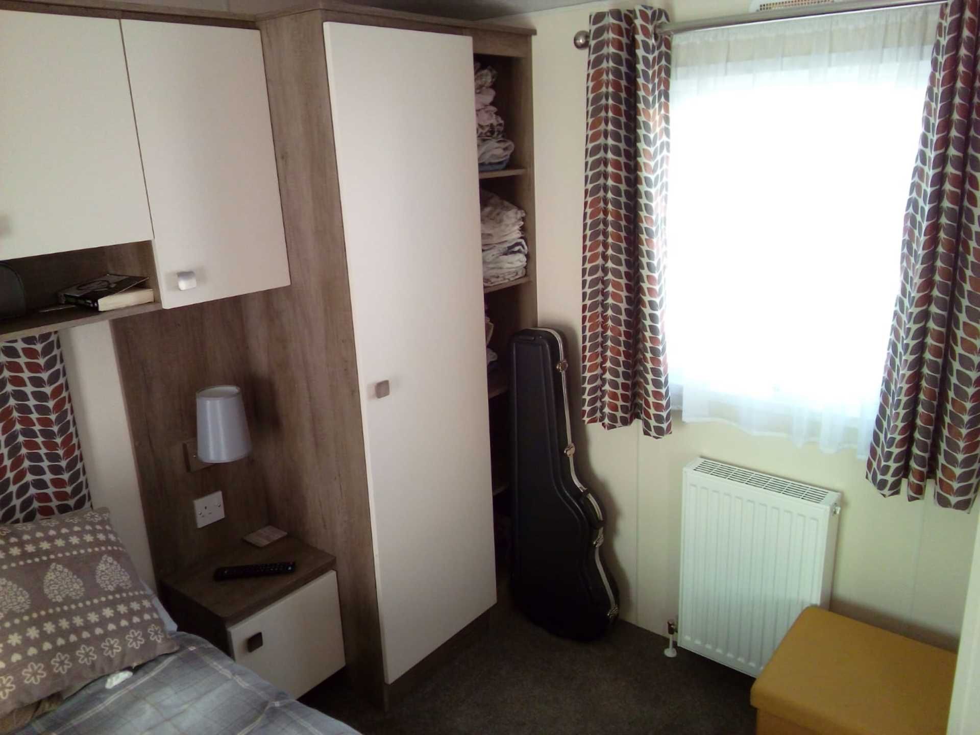 2 bed mobile/park home for sale in Wharf Road, Ealand, Scunthorpe DN17