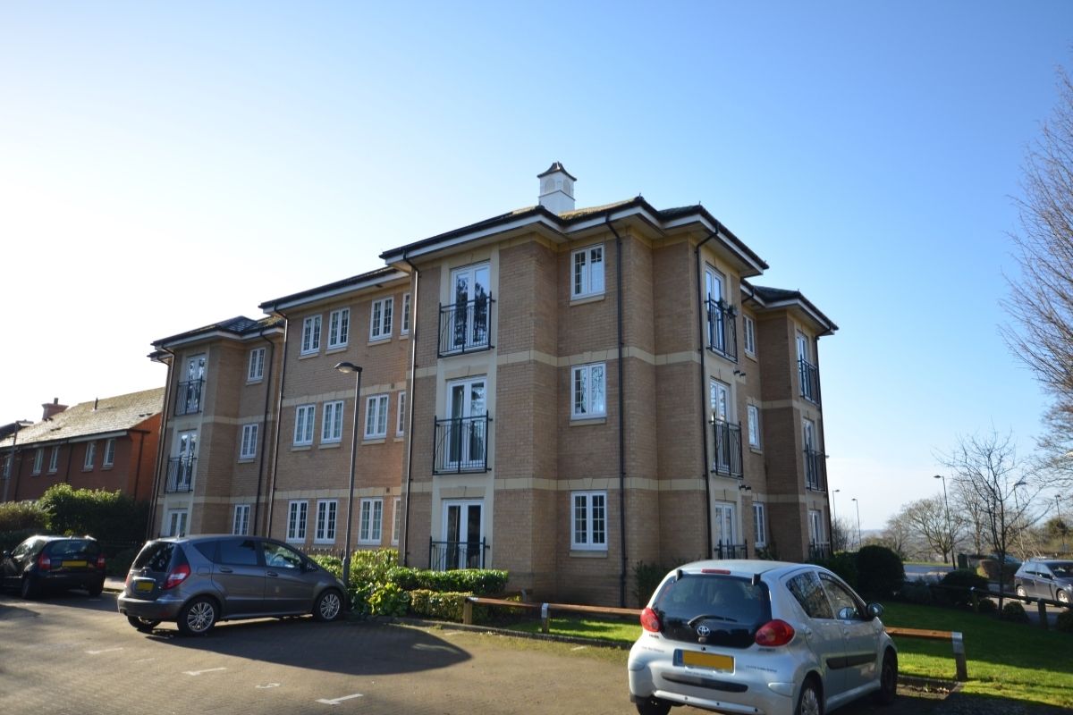 2 bed flat to rent in St. Crispin Drive, Duston, Northampton NN5 Zoopla