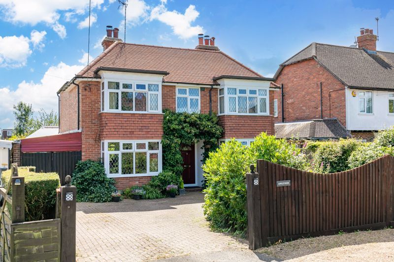 4 bed detached house for sale in Vicarage Road, Crawley Down, West