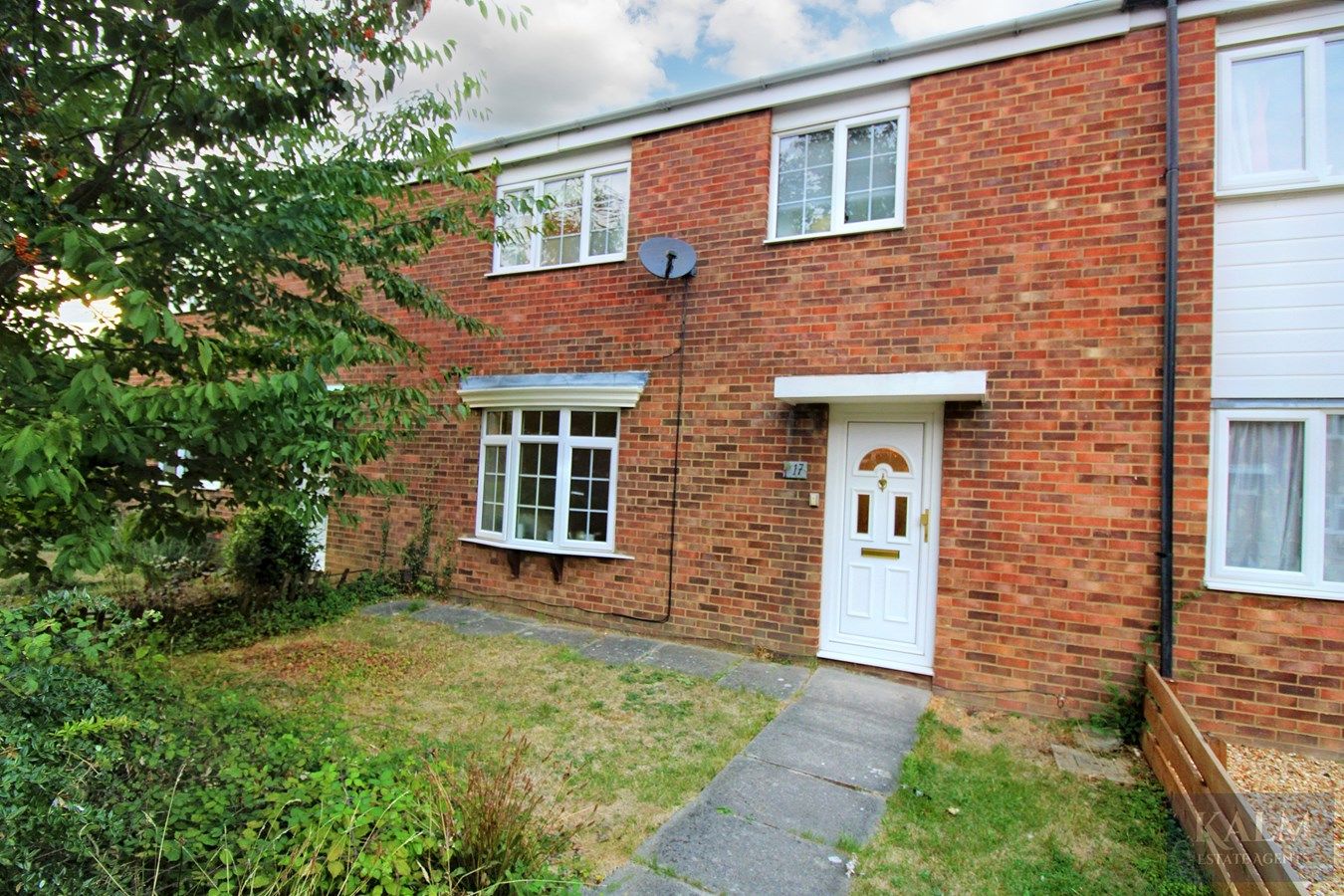 3 bed terraced house for sale in Minehead Way, Stevenage SG1 Zoopla