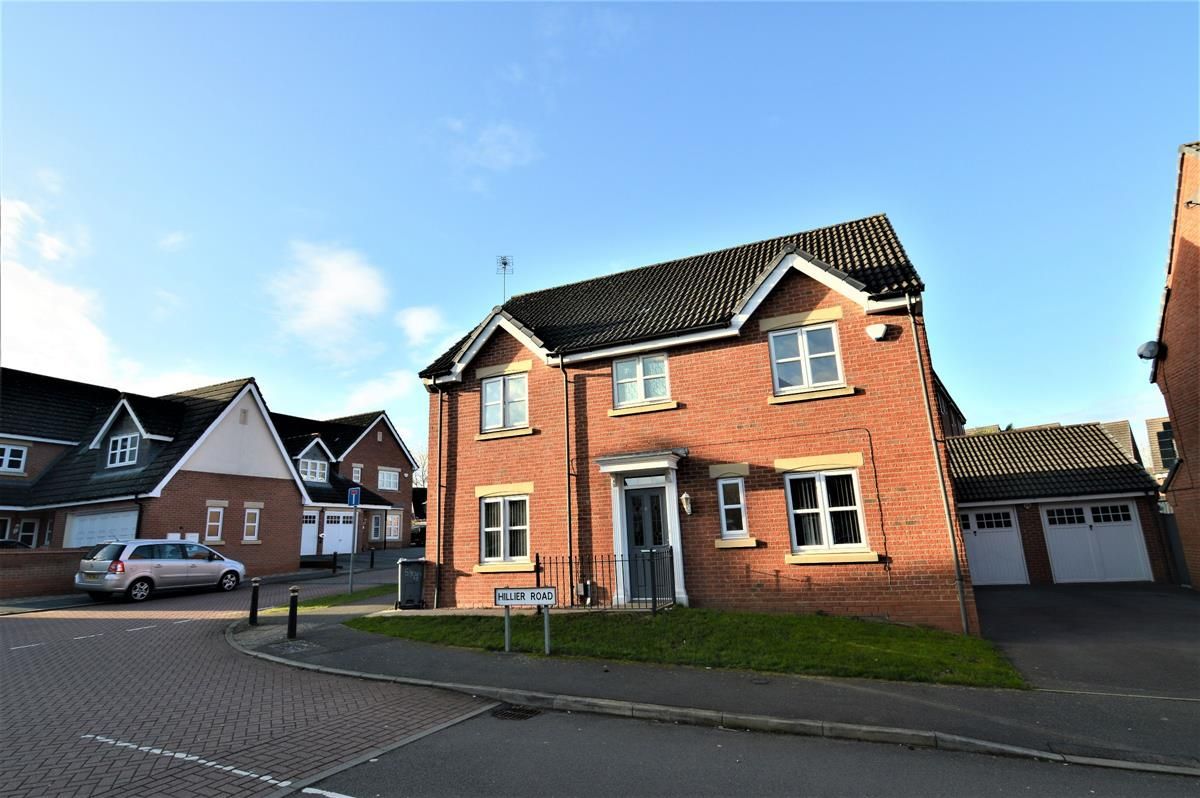 4 bed detached house for sale in Hillier Road, Hamilton, Leicester LE5