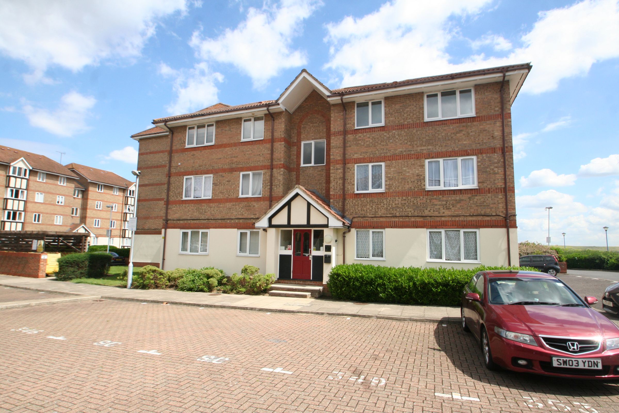 1 bed flat for sale in Chandlers Drive, Erith DA8 Zoopla