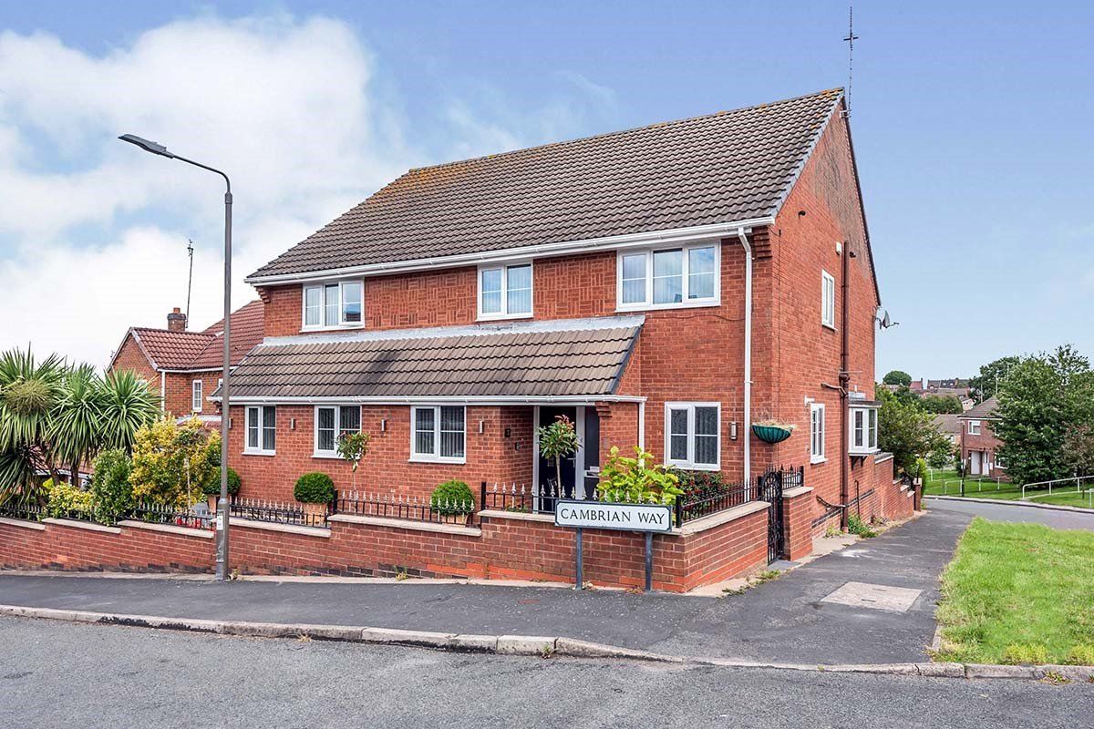 Cambrian Way, Swadlincote, Derbyshire DE11  