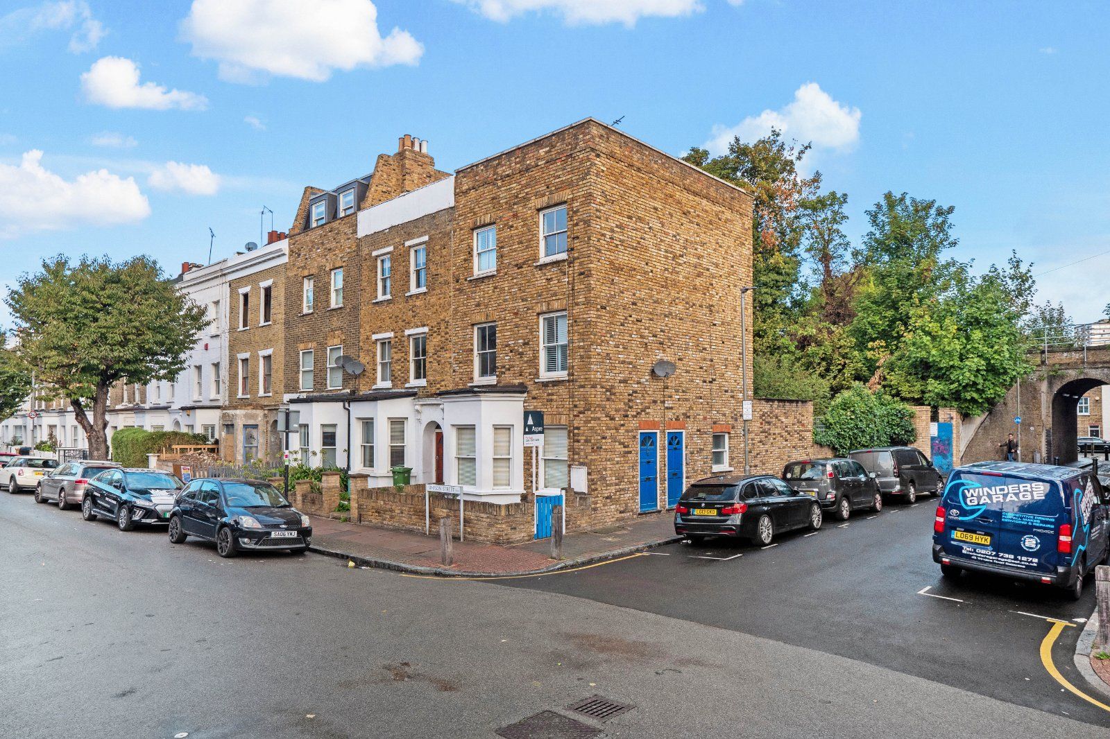 2 bed flat for sale in Simpson Street, London SW11 Zoopla