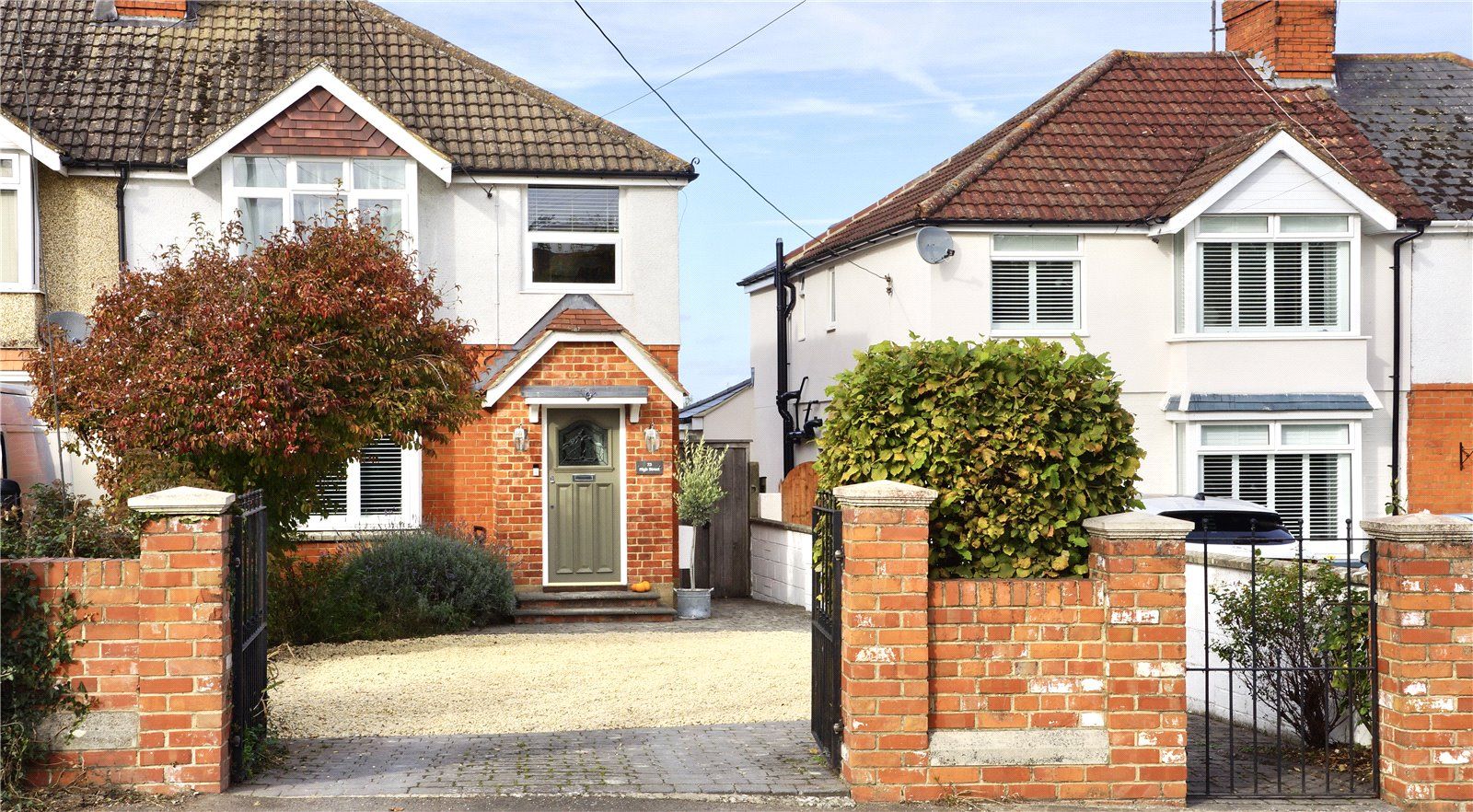 4 bed semidetached house for sale in High Street, Wroughton, Wiltshire