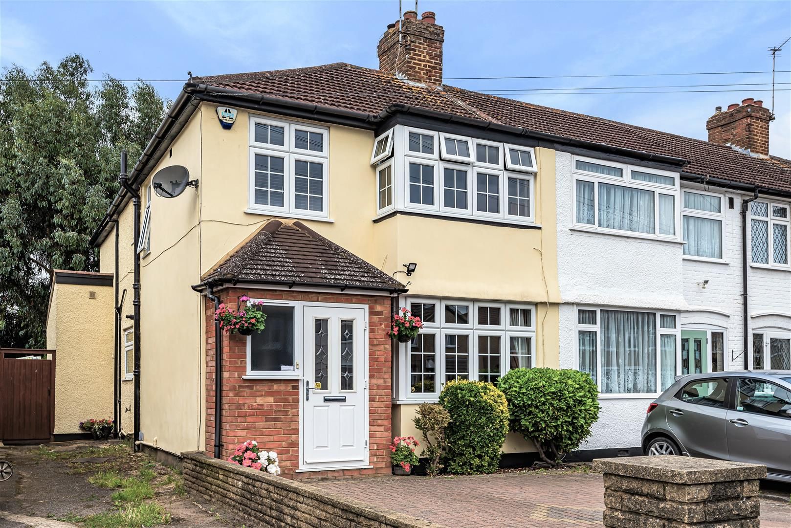 4 bed end terrace house for sale in Barton Way, Croxley Green, Rickmansworth WD3 Zoopla