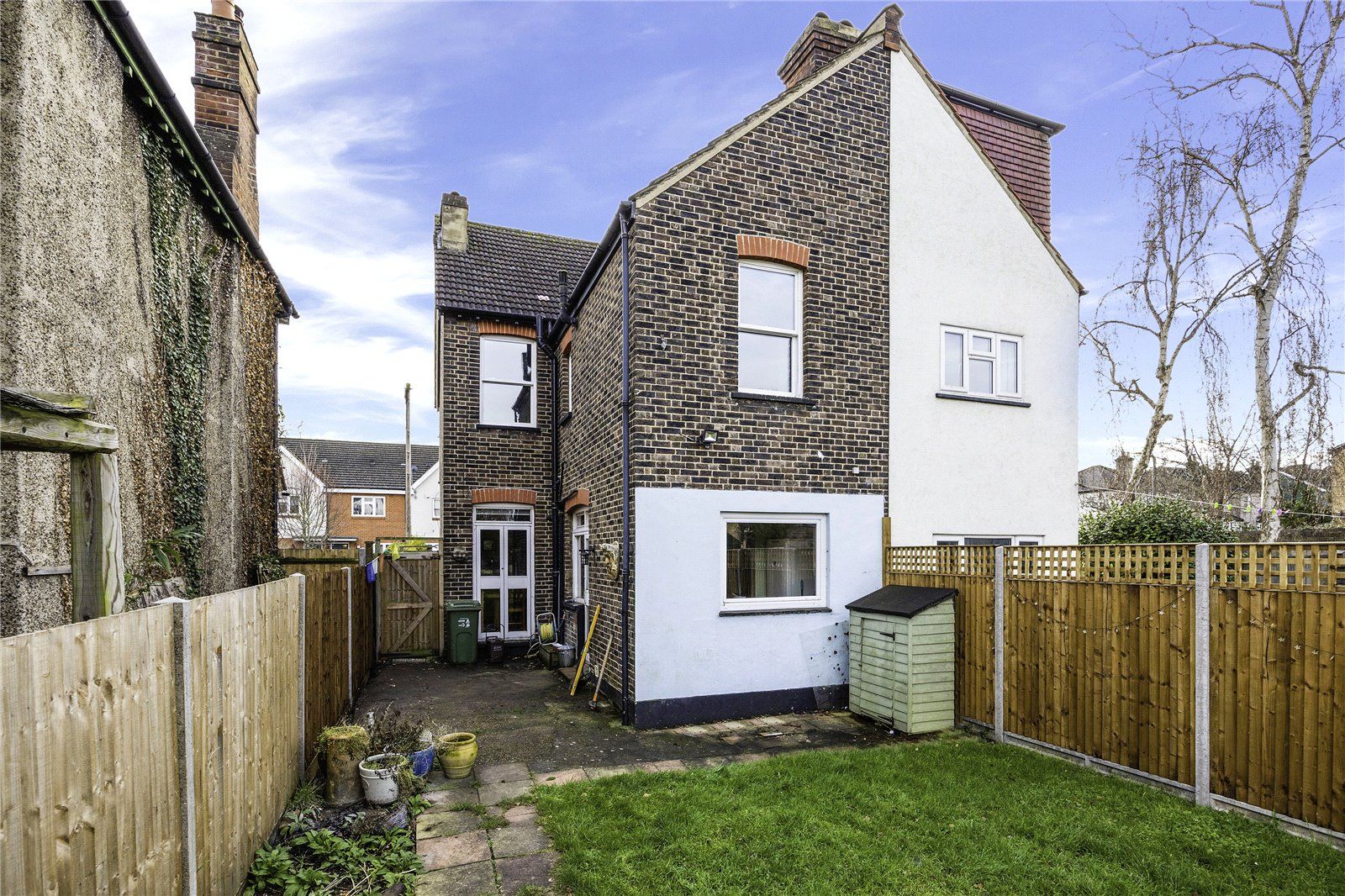 3 bed semidetached house for sale in Sandy Lane North, Wallington SM6