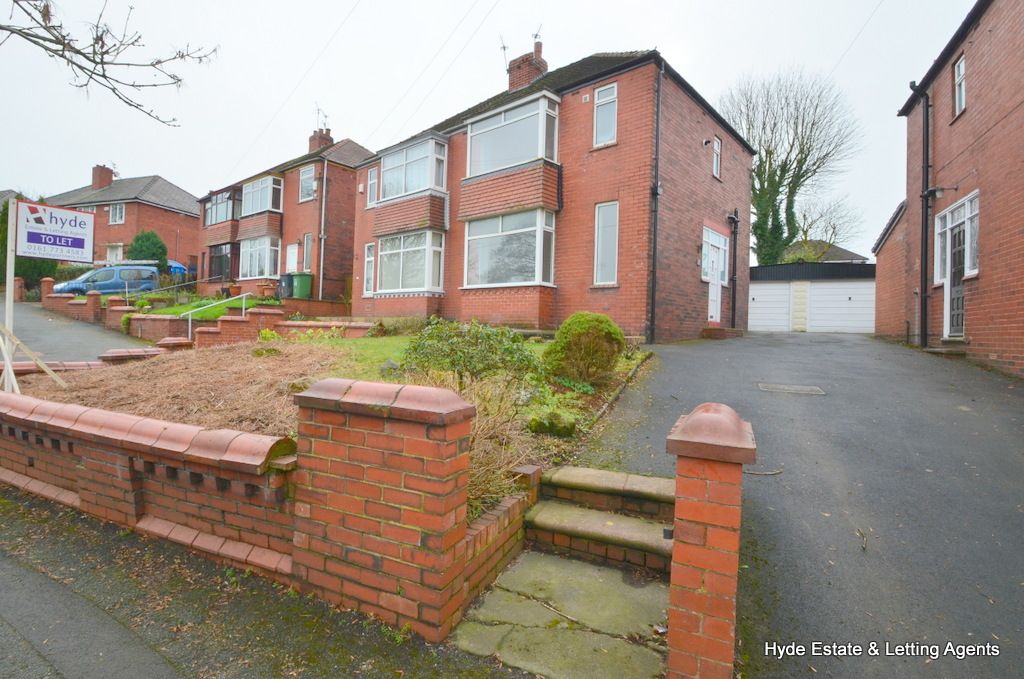 2 bed semidetached house to rent in Buxted Road, Oldham OL1 Zoopla