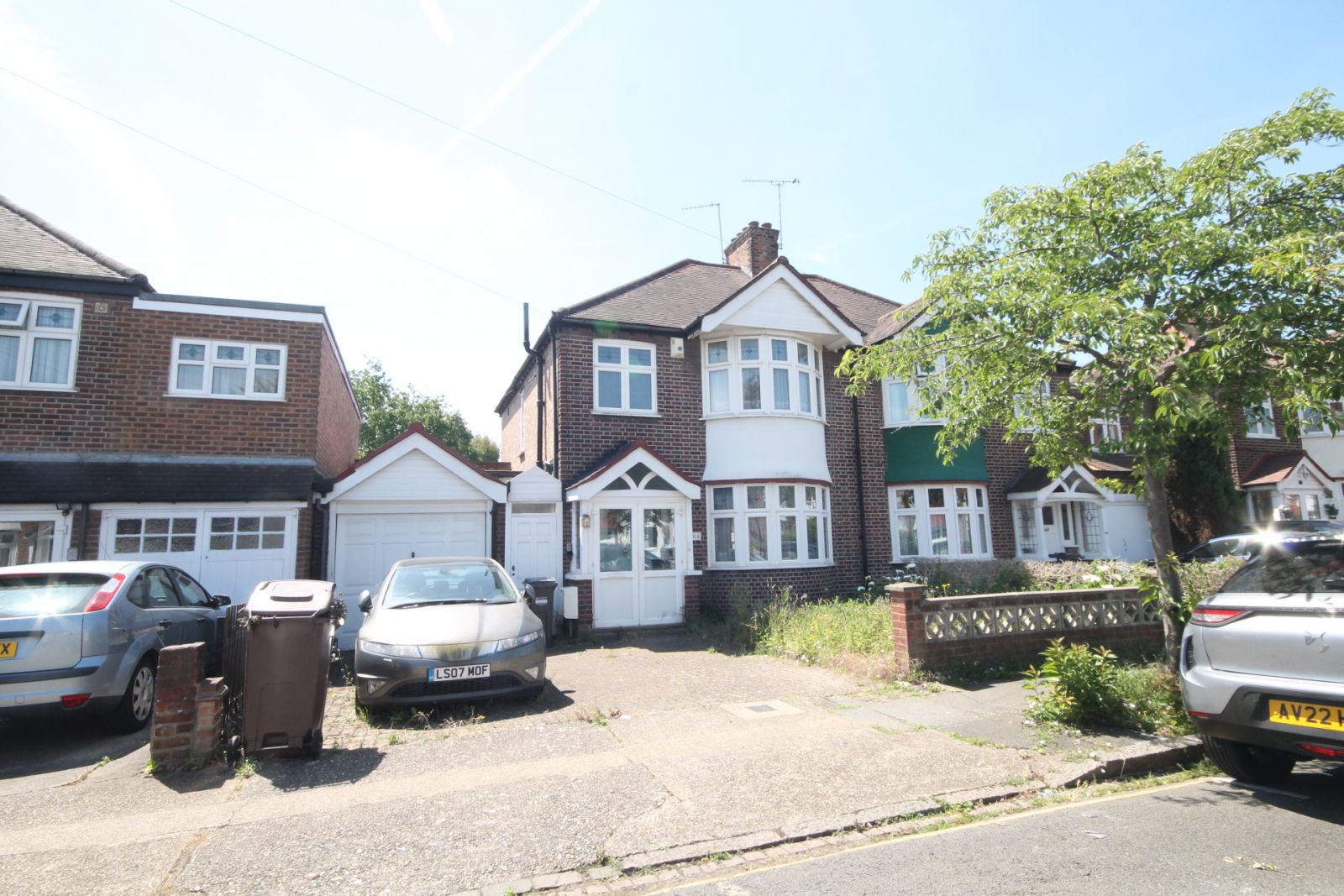3 bed semidetached house for sale in Roxborough Avenue, Isleworth TW7