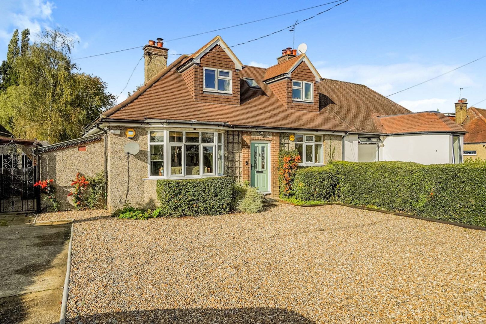 3 bed bungalow for sale in Darrs Lane, Berkhamsted HP4 Zoopla