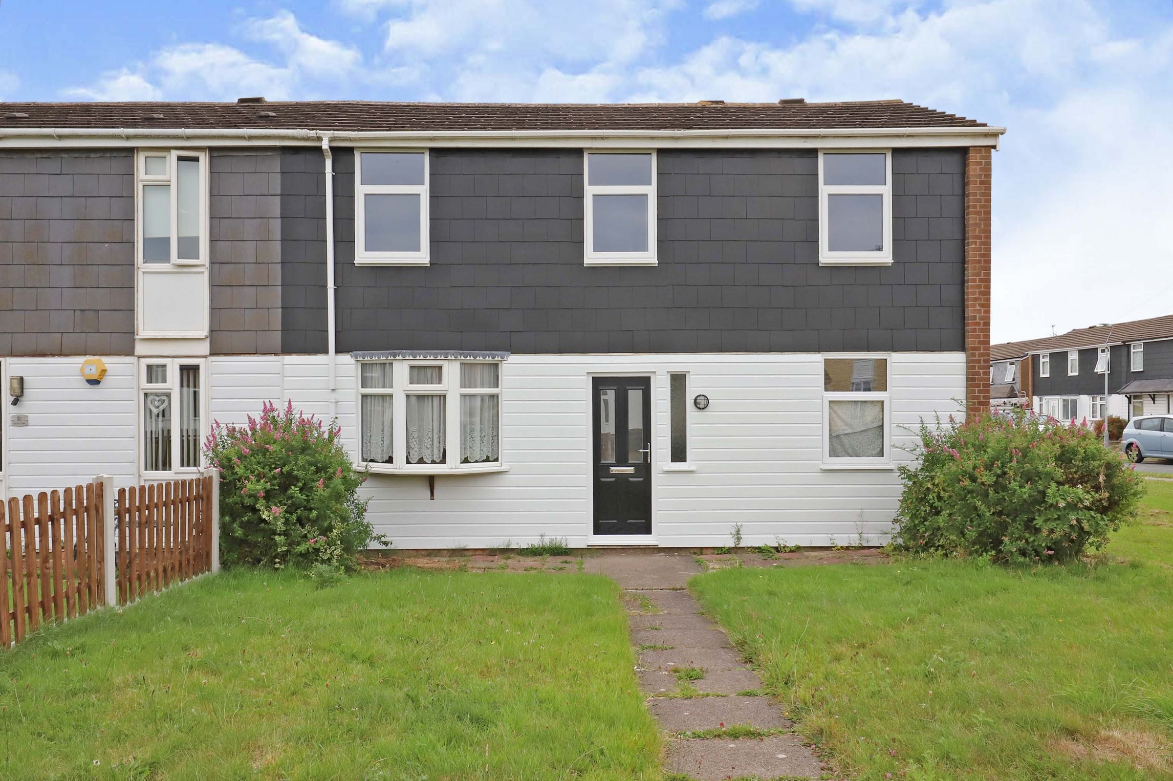 3 bed end terrace house for sale in Reynolds Walk, Wolverhampton WV11