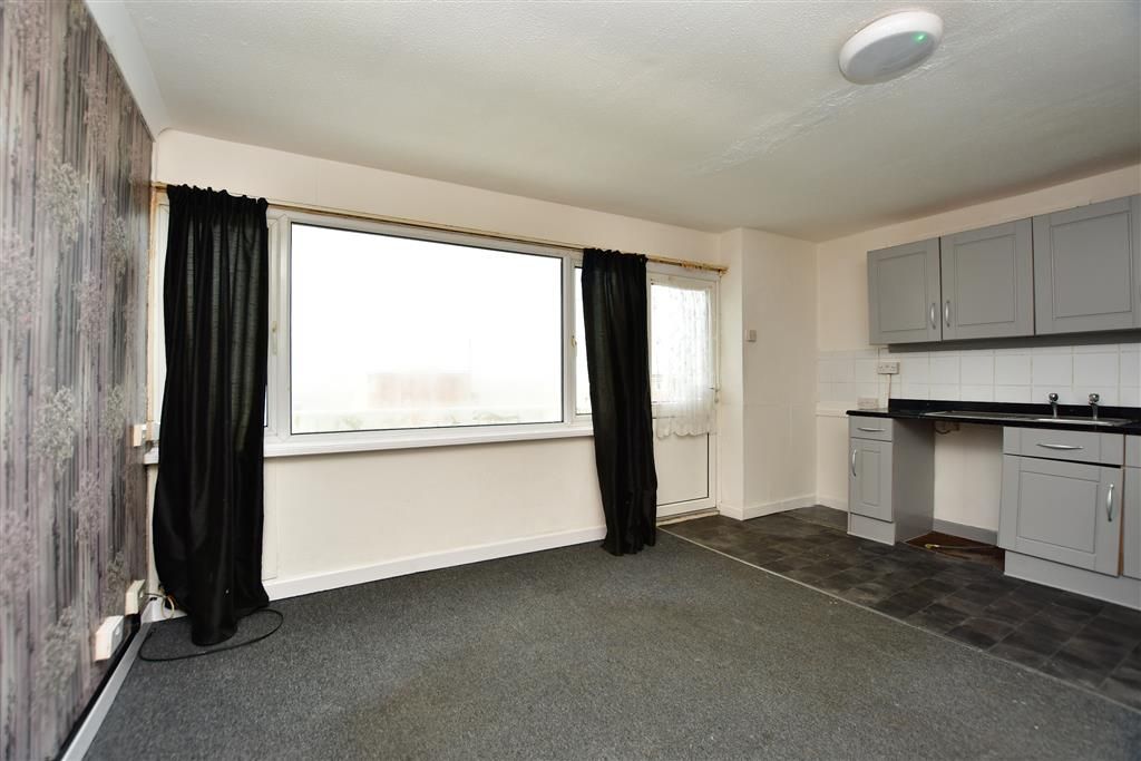 2 bed flat for sale in Manor Way, LeysdownOnSea, Sheerness, Kent ME12 Zoopla
