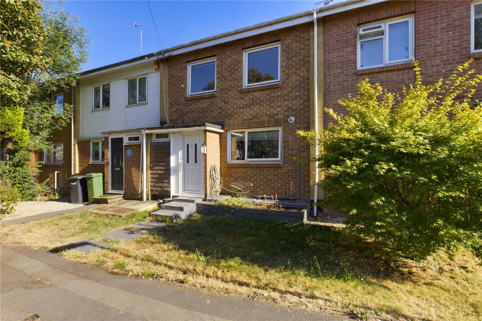 3 bed terraced house for sale in Meadow Way, Theale, Reading, Berkshire