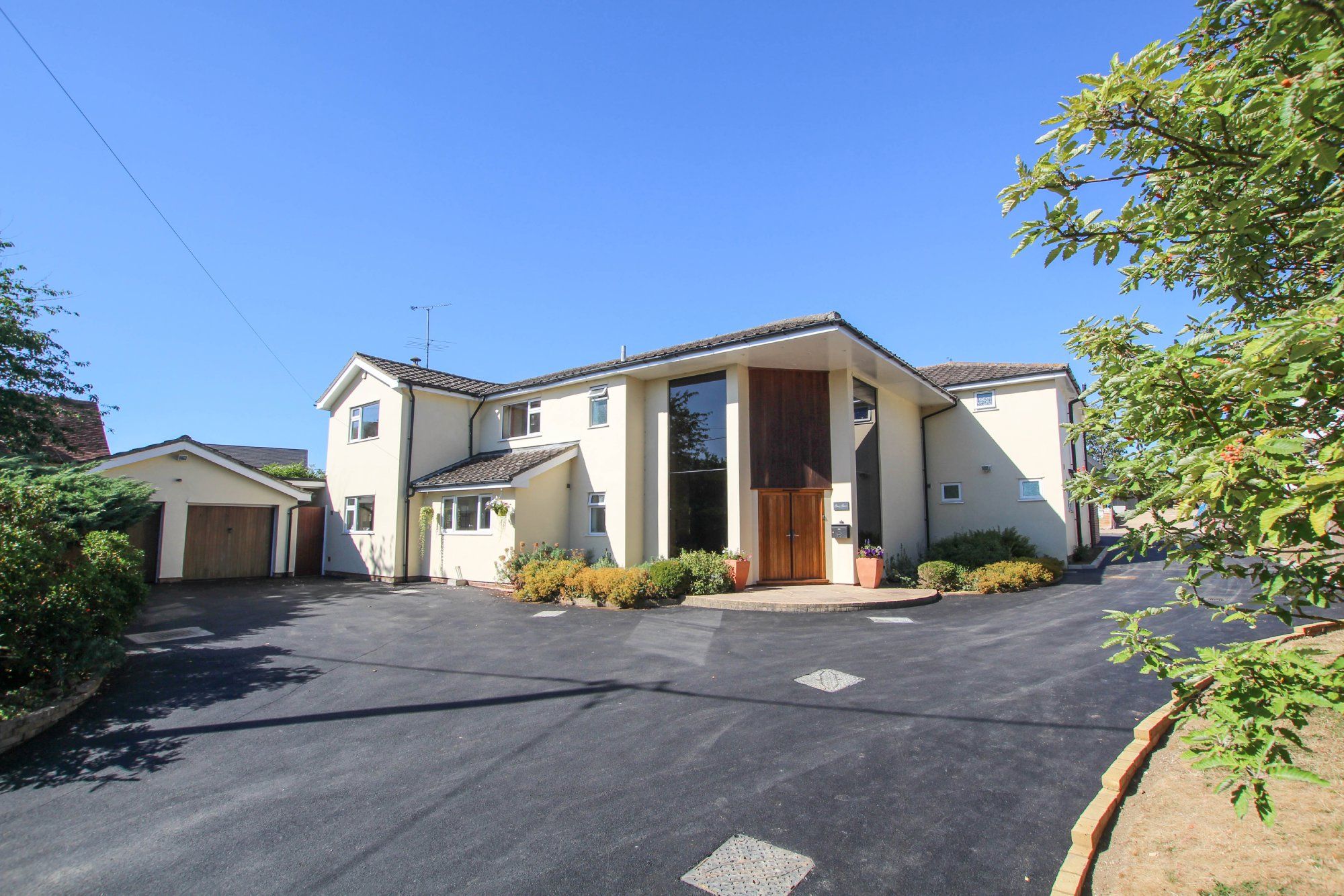 6 bed detached house for sale in Whiteditch Lane, Newport, Saffron